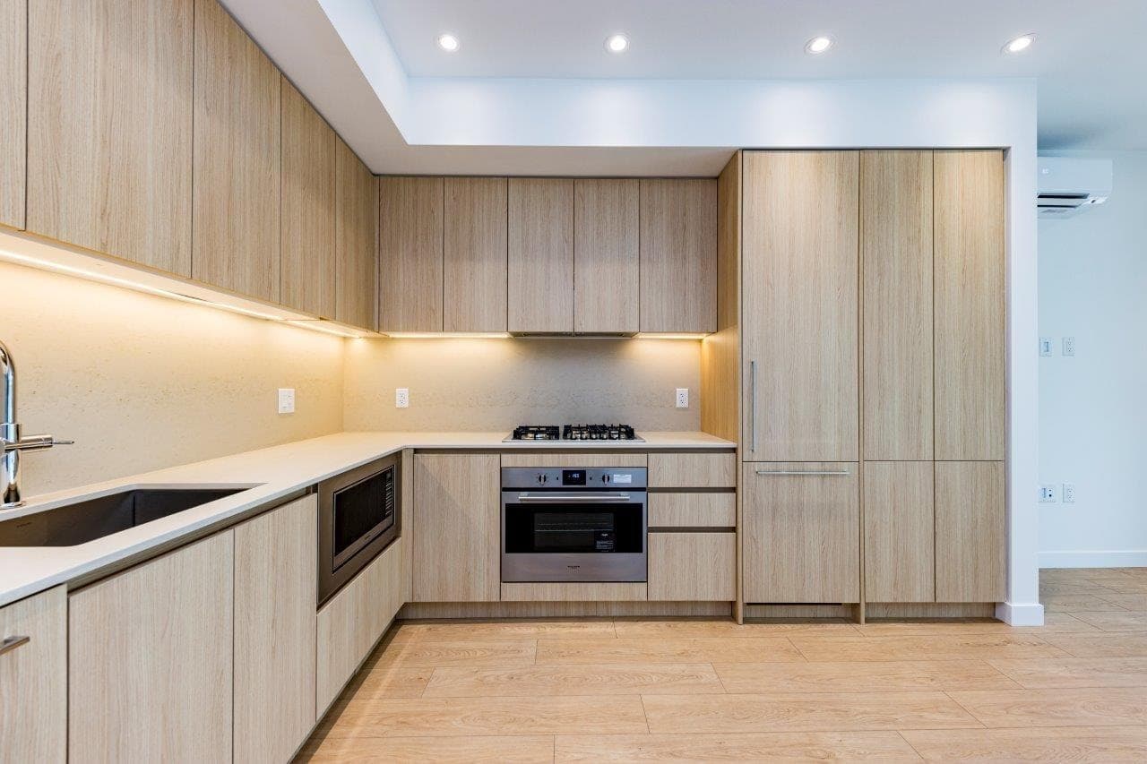 1 - 2868 Nanaimo Street, Vancouver