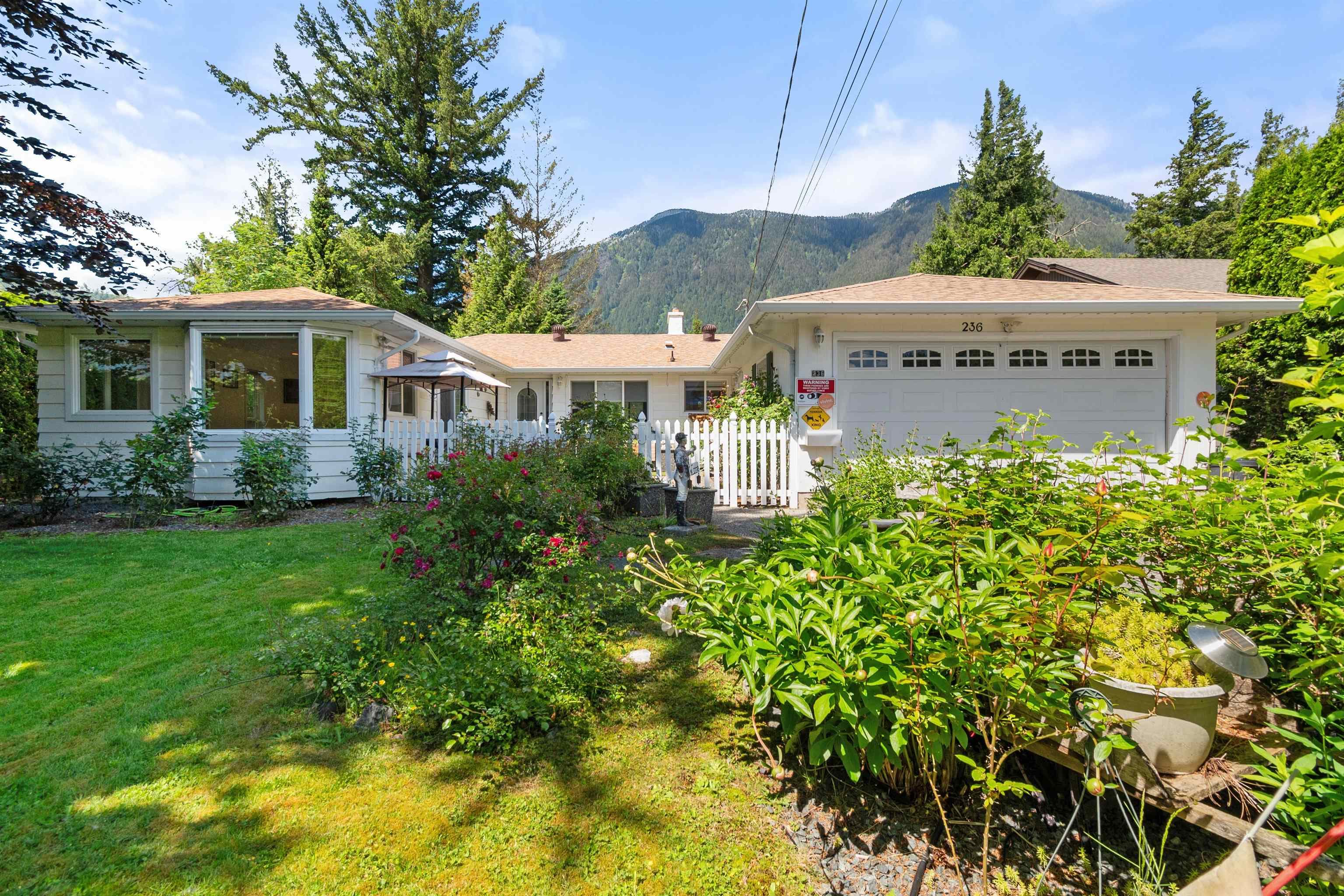 236 Water Avenue, Hope