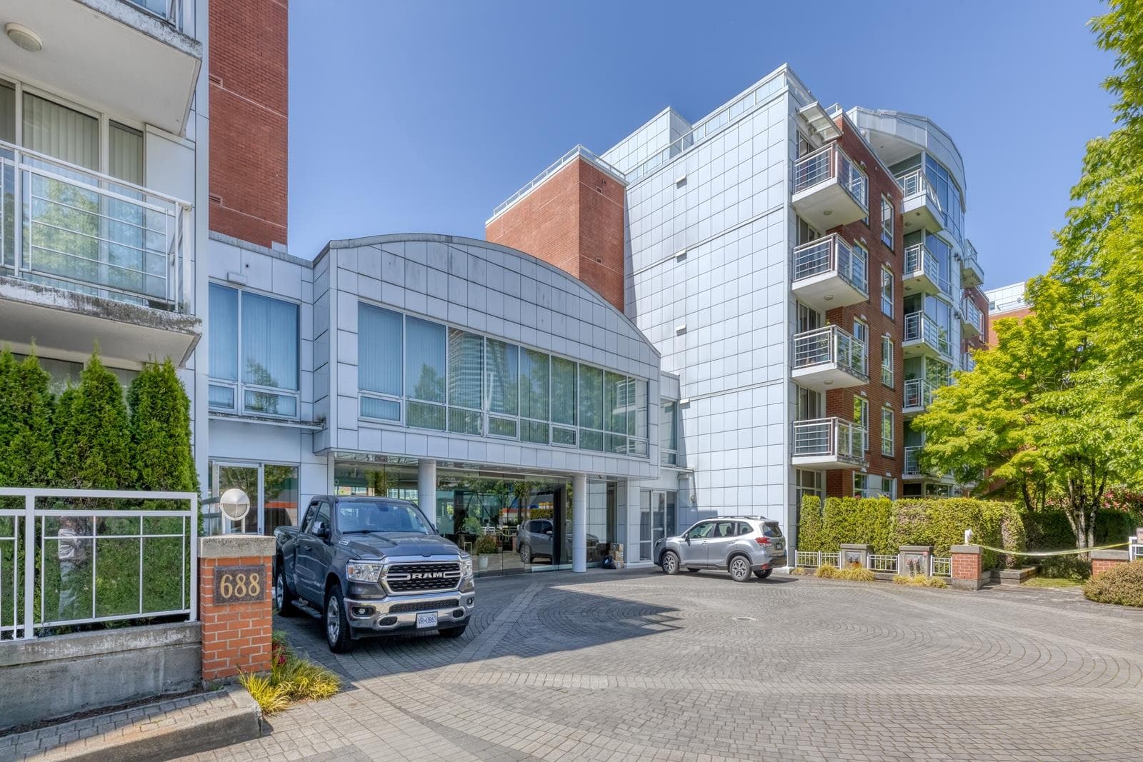 403 - 688 Fairchild Road, Vancouver, V5Z 4P7 — photo 2