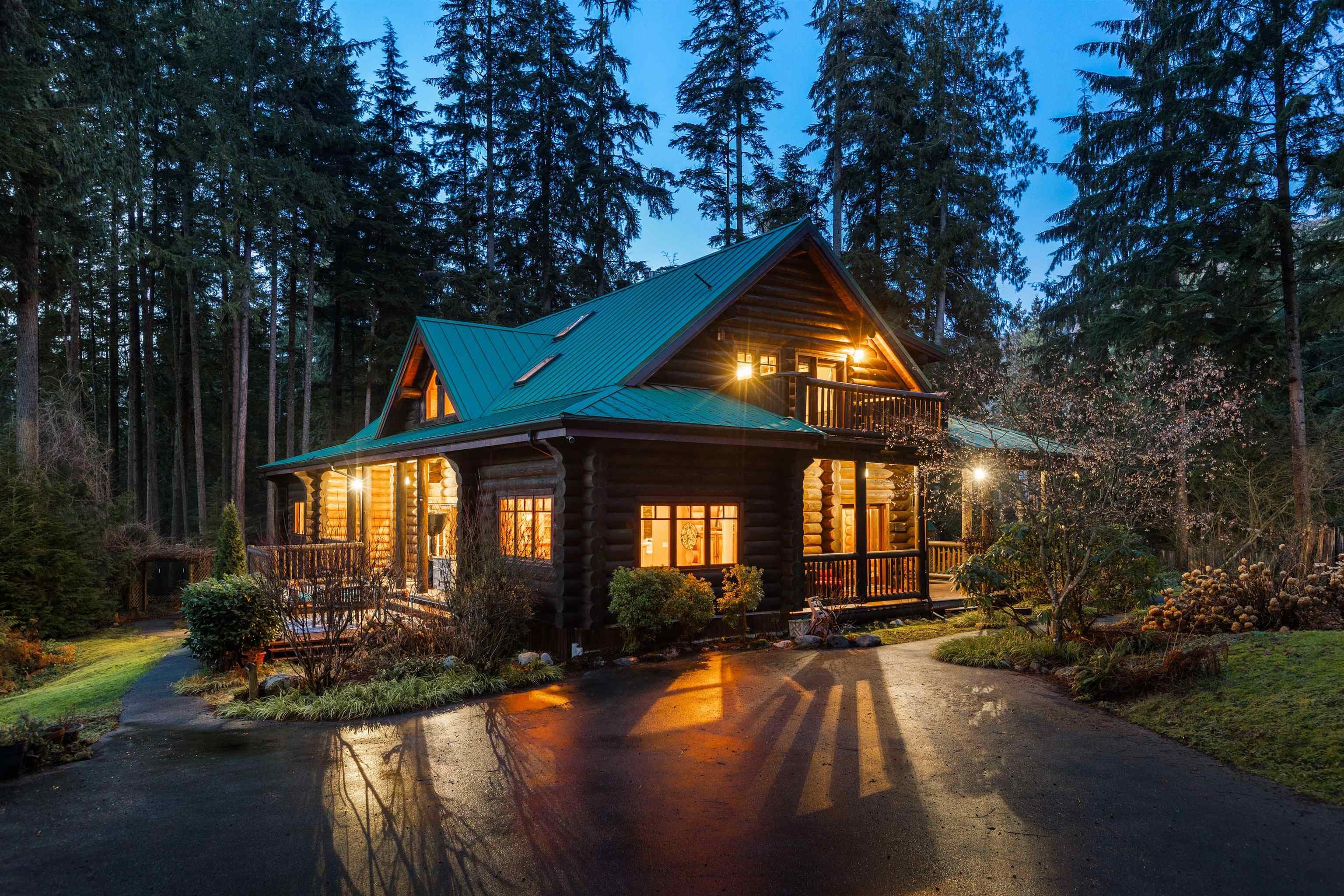 3025 Anmore Creek Way, Anmore