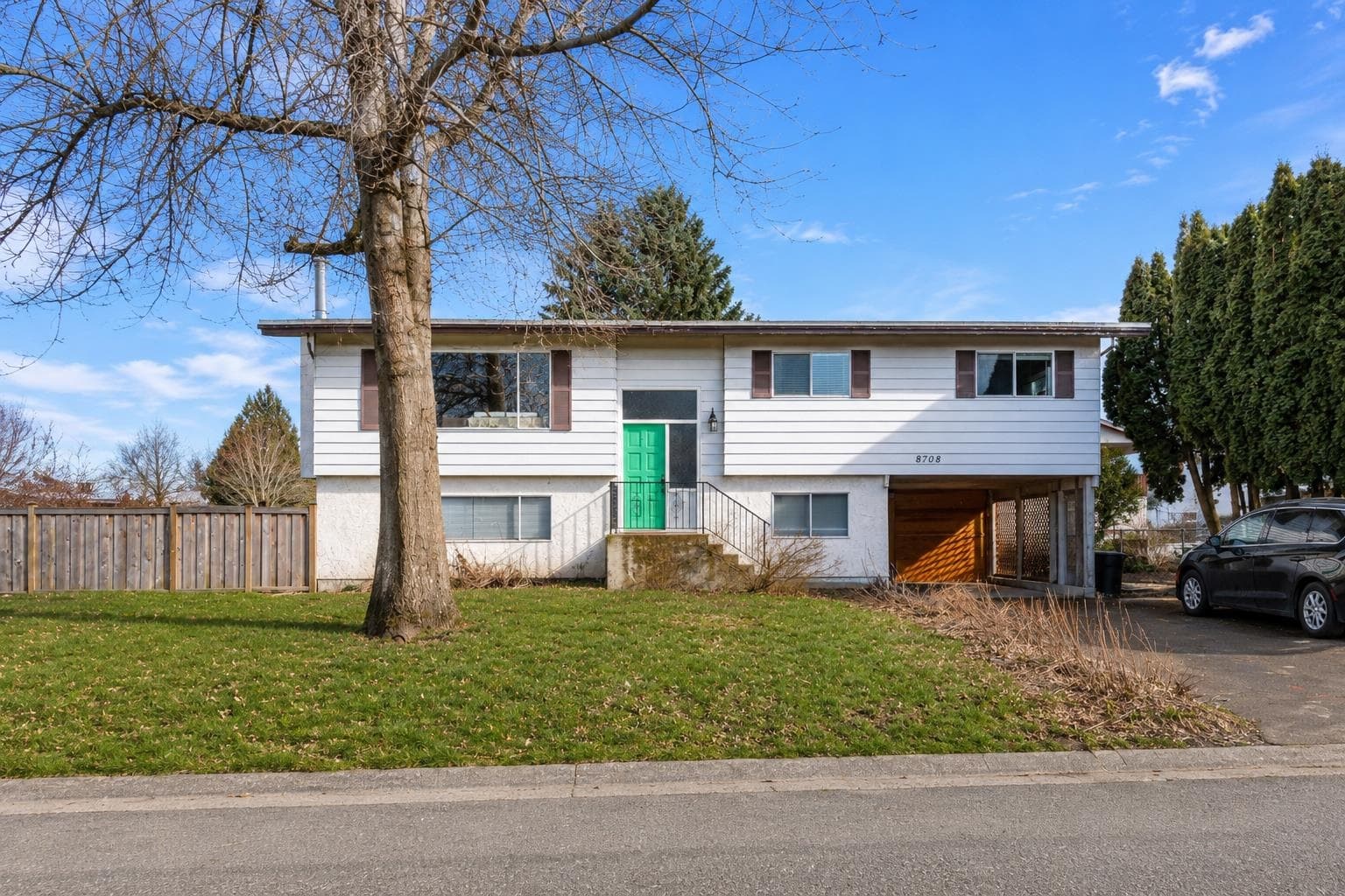 8708 Cornwall Crescent, Chilliwack