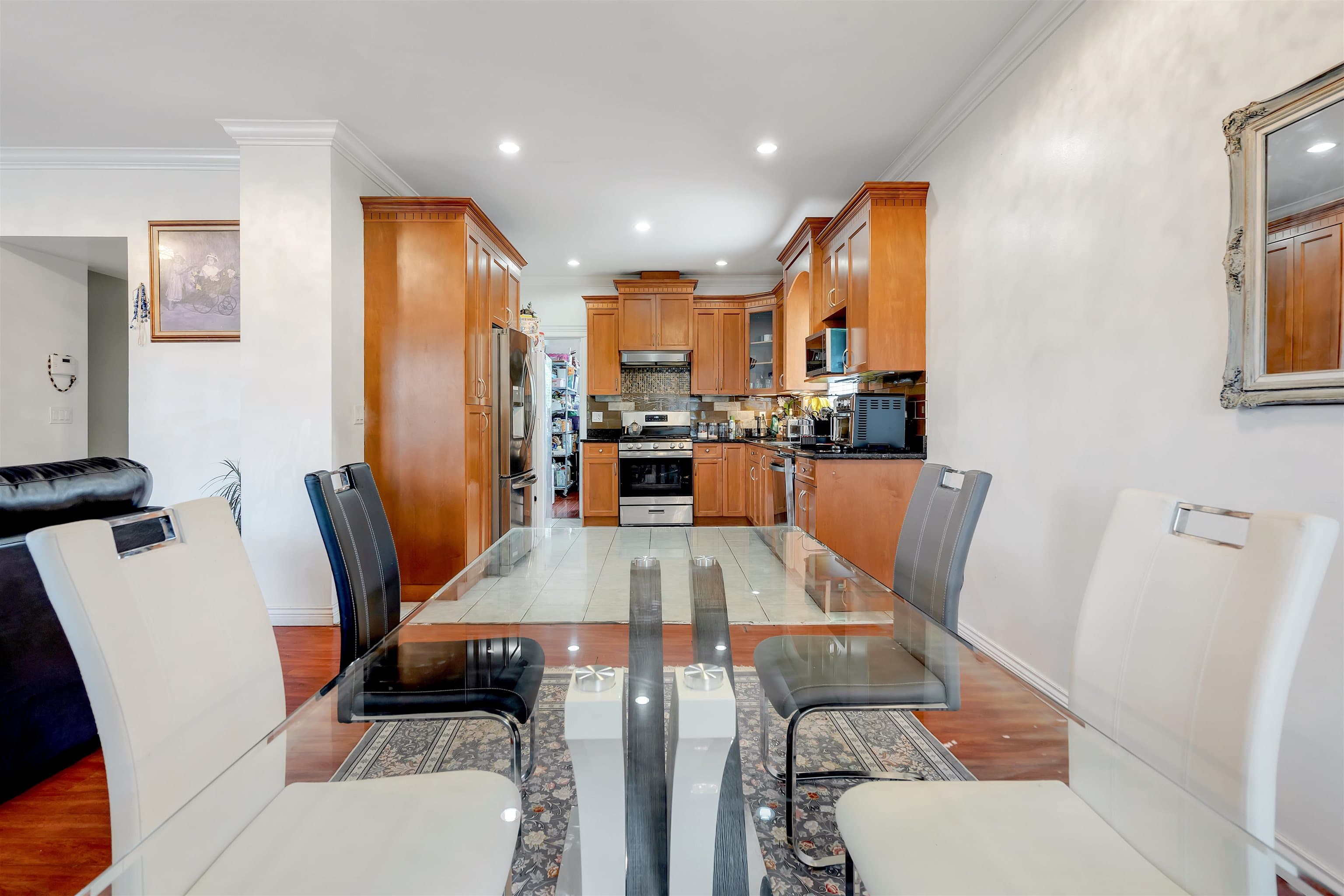27685 Fraser Highway, Abbotsford, V4X 1M3 — photo 2