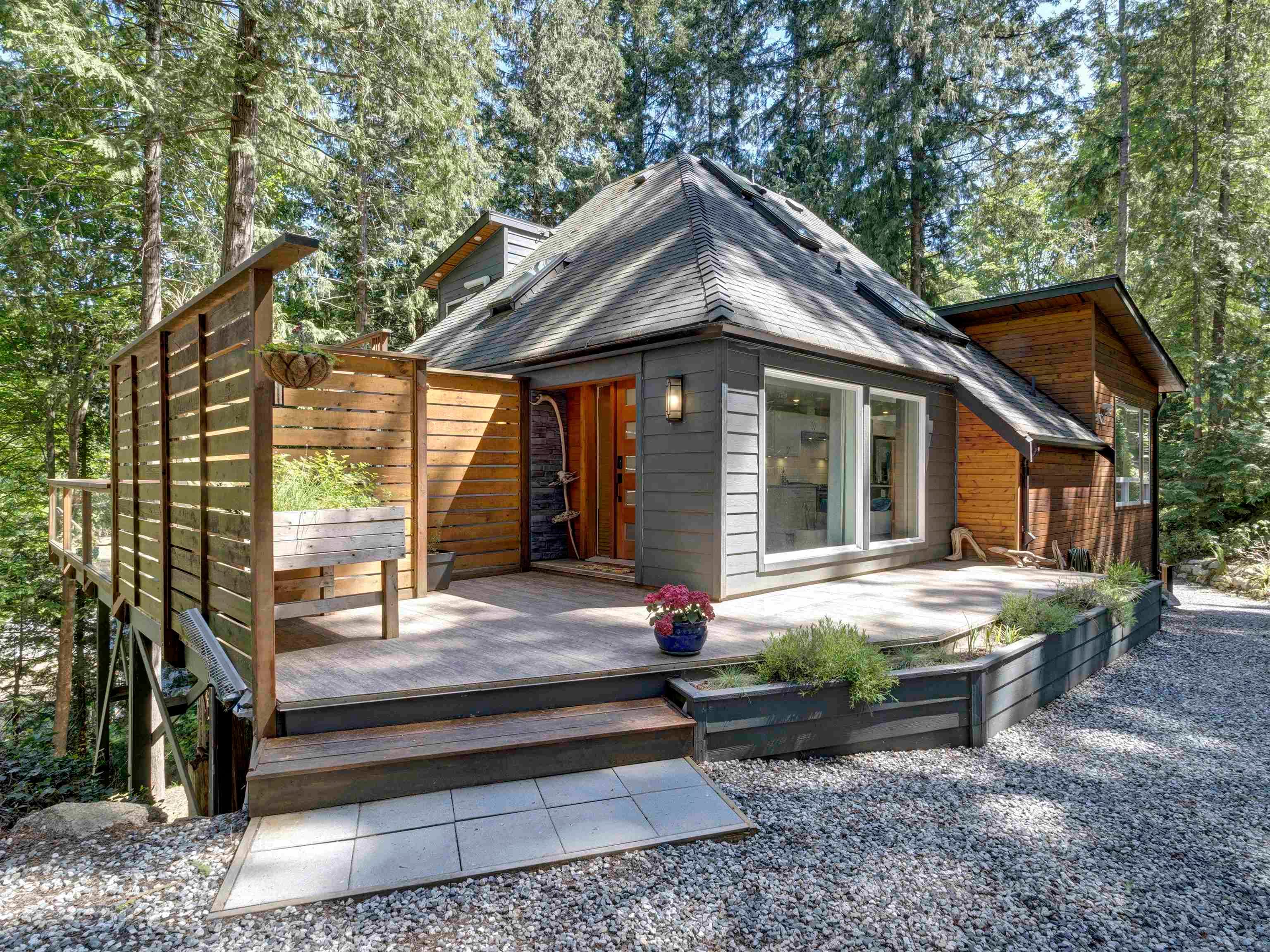 6165 Coracle Drive, Sechelt, V7Z 0C9 — photo 2