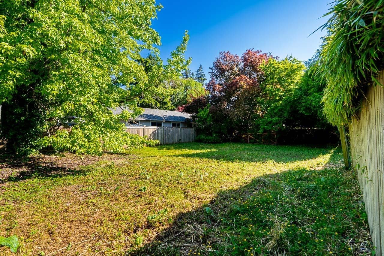 12276 Agar Street, Surrey