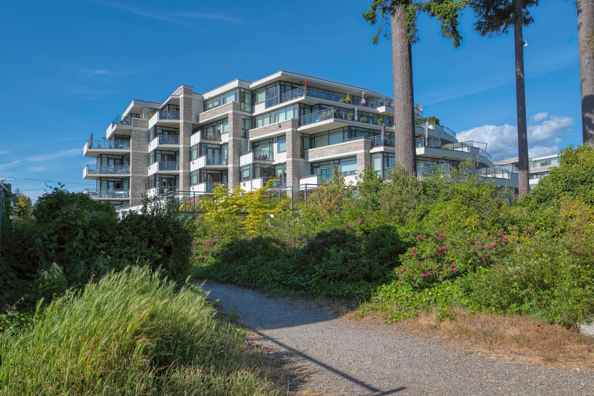 402 - 5725 Teredo Street, Sechelt