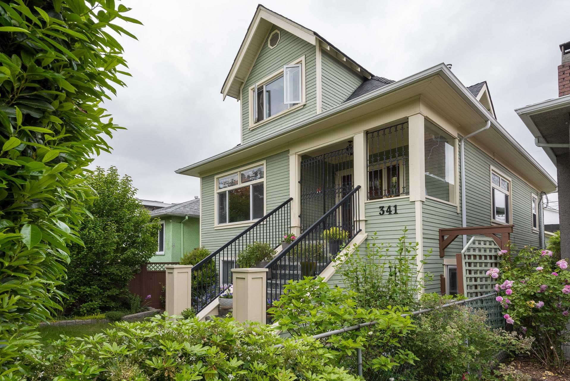 341 E 58th Avenue, Vancouver