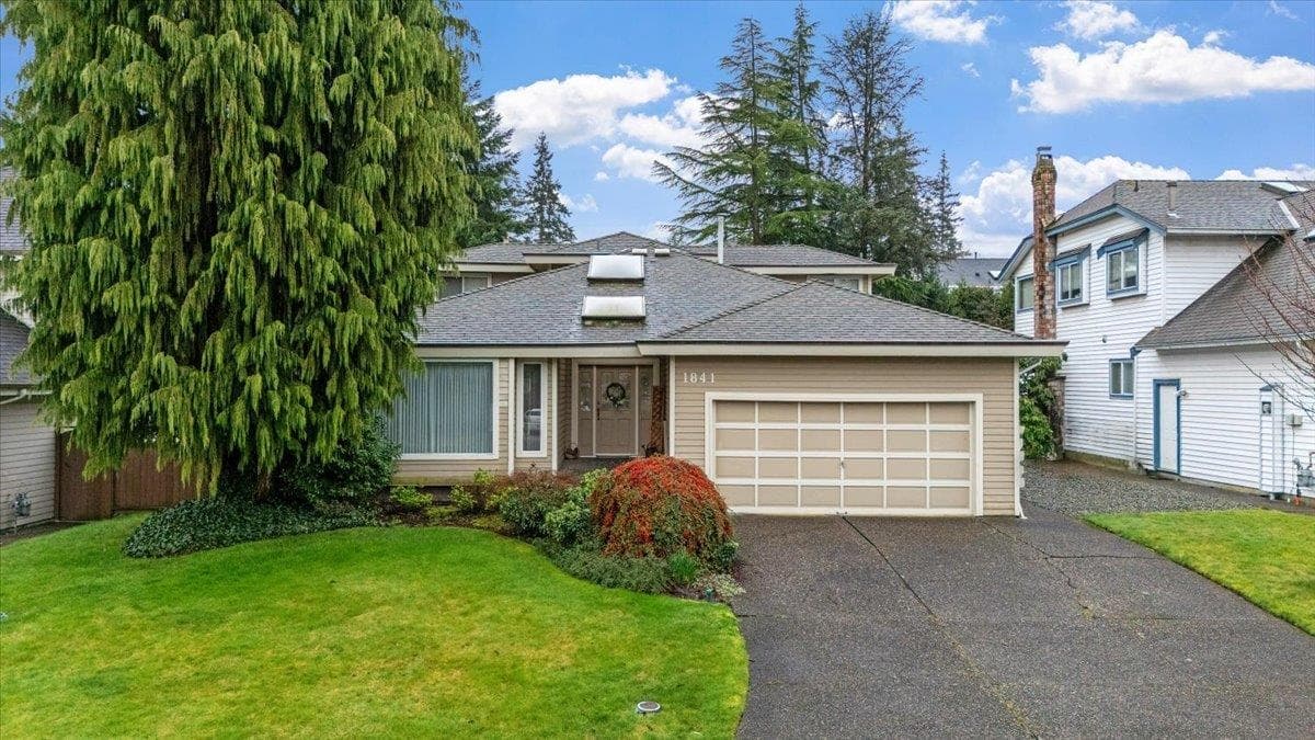 1841 Walnut Crescent, Coquitlam, V3J 7S9 — photo 3