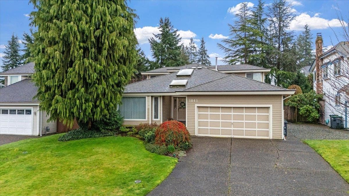 1841 Walnut Crescent, Coquitlam, V3J 7S9 — photo 4