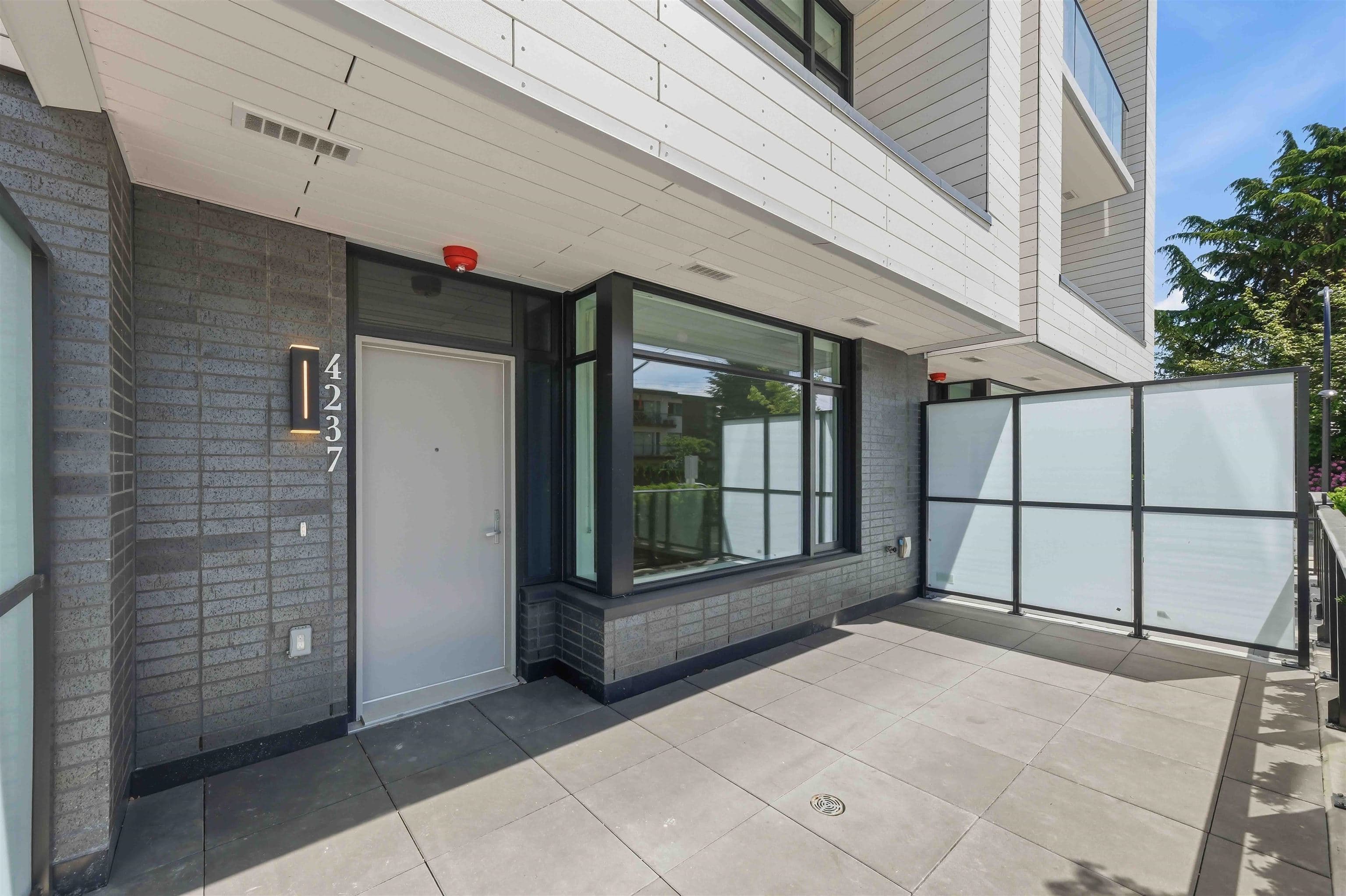4237 Maywood Street, Burnaby
