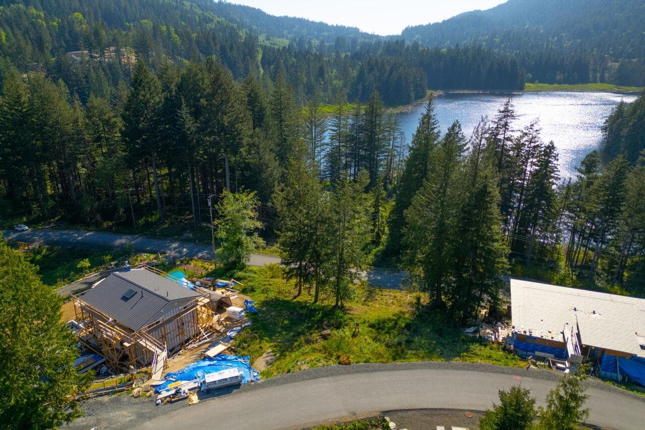 857 Forster Lane, Bowen Island, V0N 1G2 — photo 5
