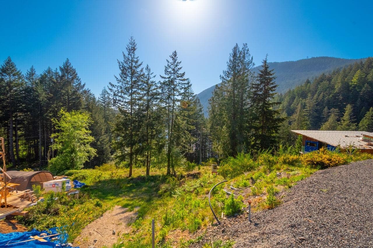 857 Forster Lane, Bowen Island, V0N 1G2 — photo 4