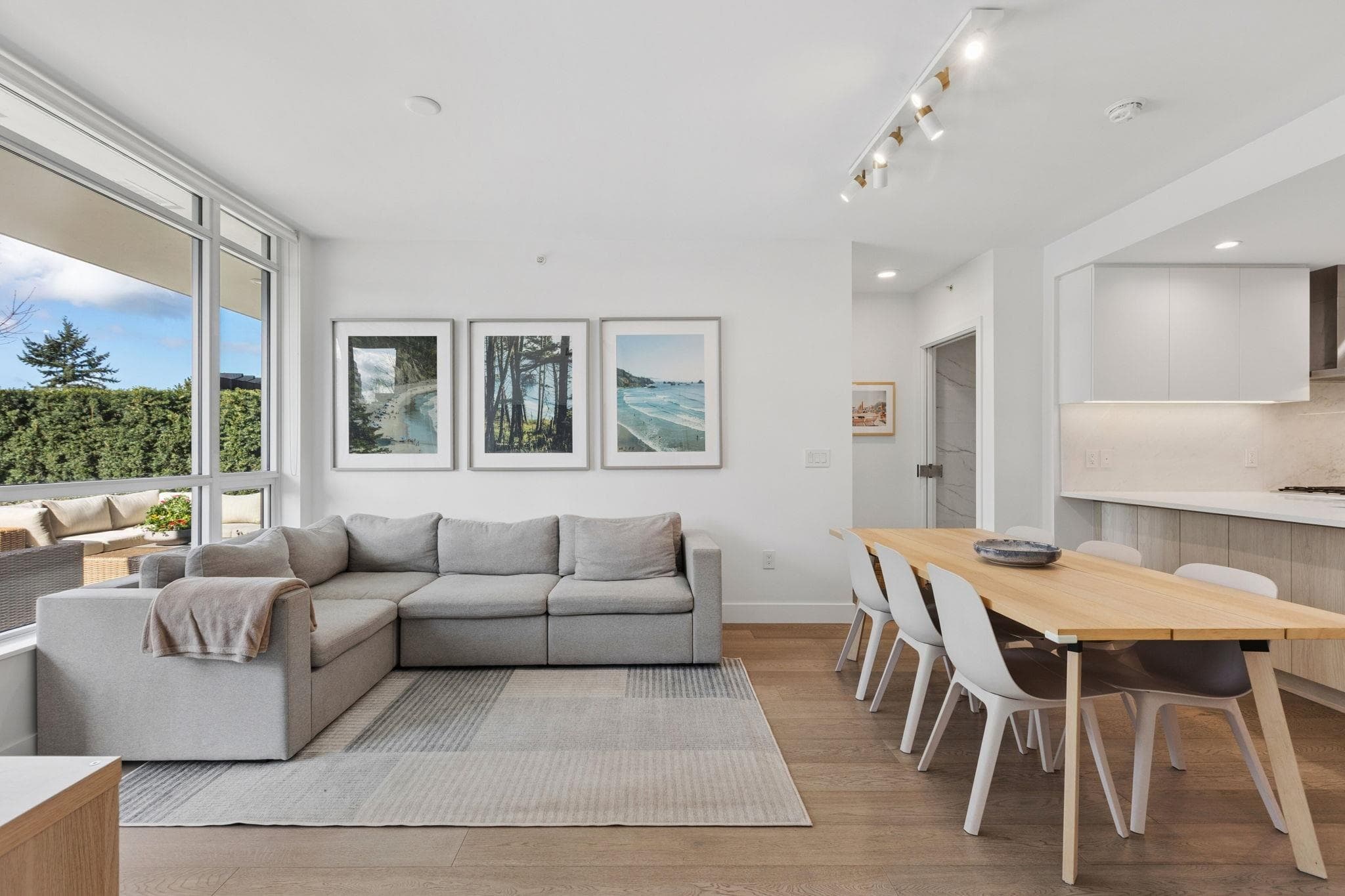 208 - 177 W 3rd Street, North Vancouver