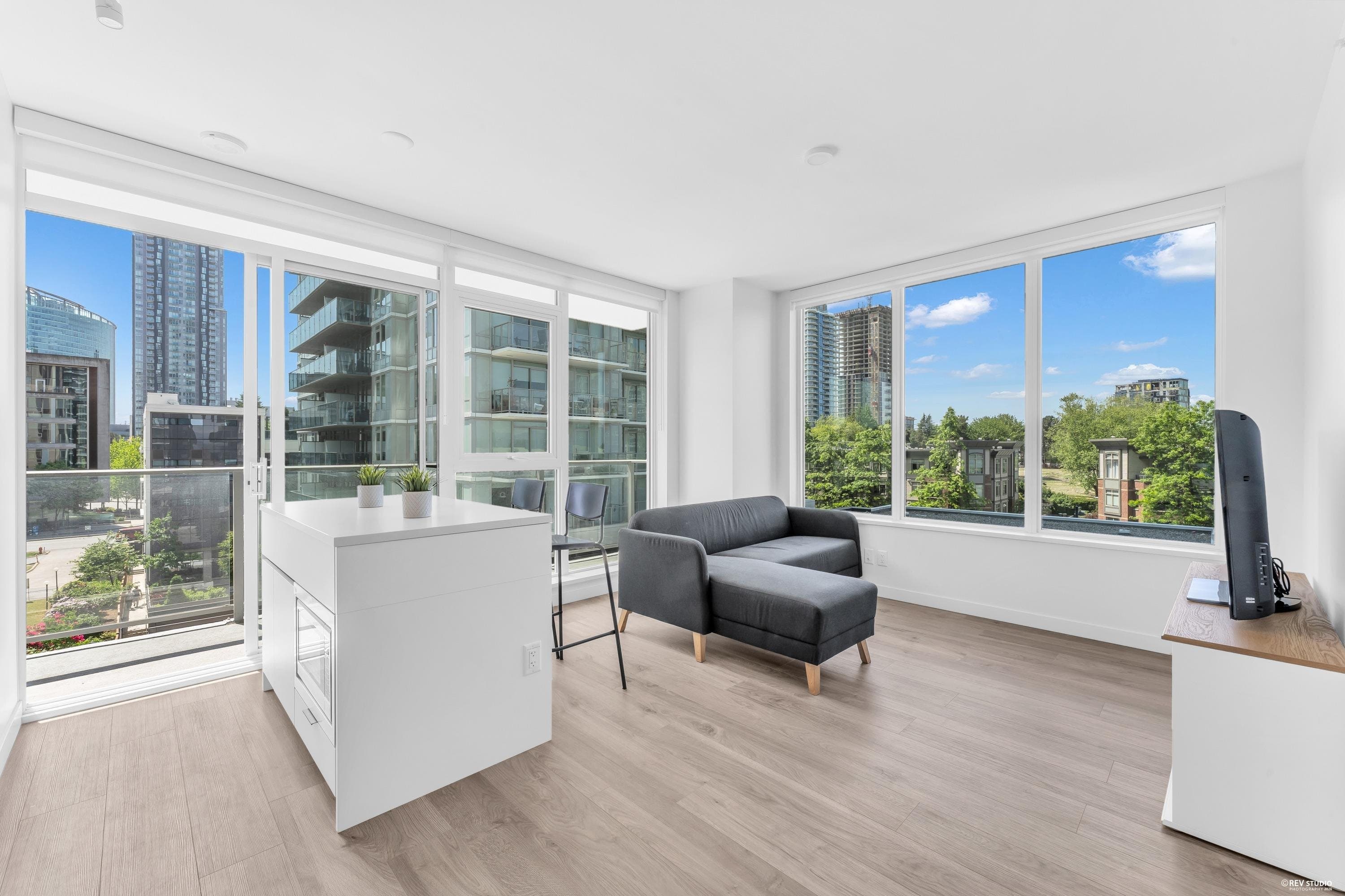 510 - 13428 105 Avenue, Surrey