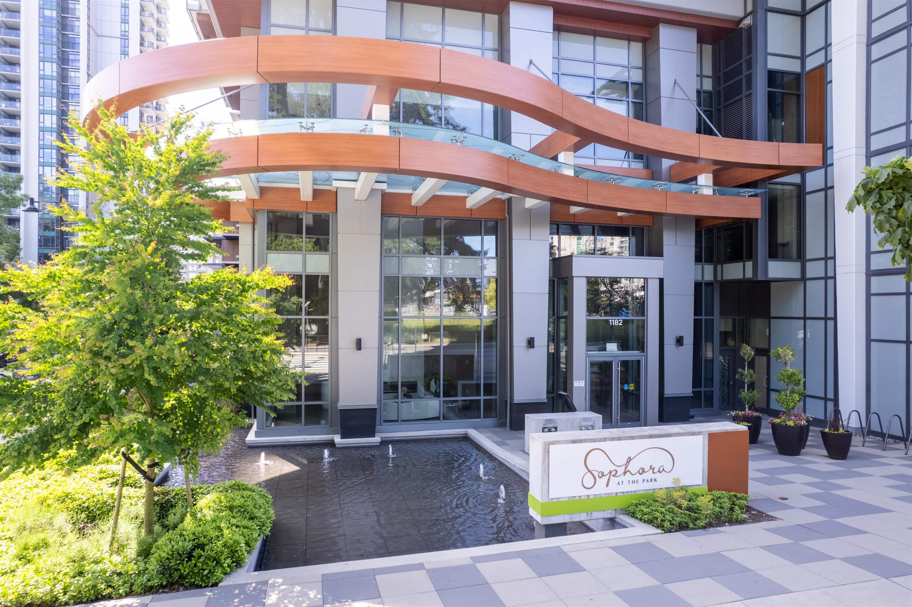4004 - 1182 Westwood Street, Coquitlam