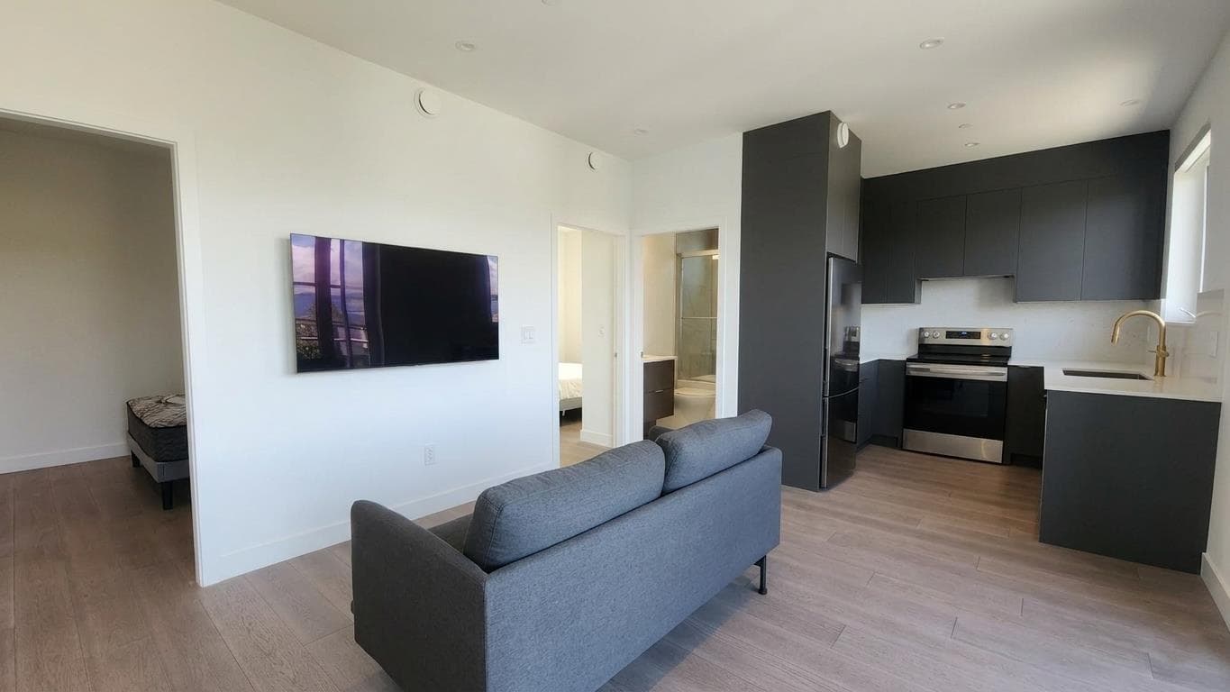 laneway - 3550 Quesnel Drive, Vancouver, V6L 2W6 — photo 2