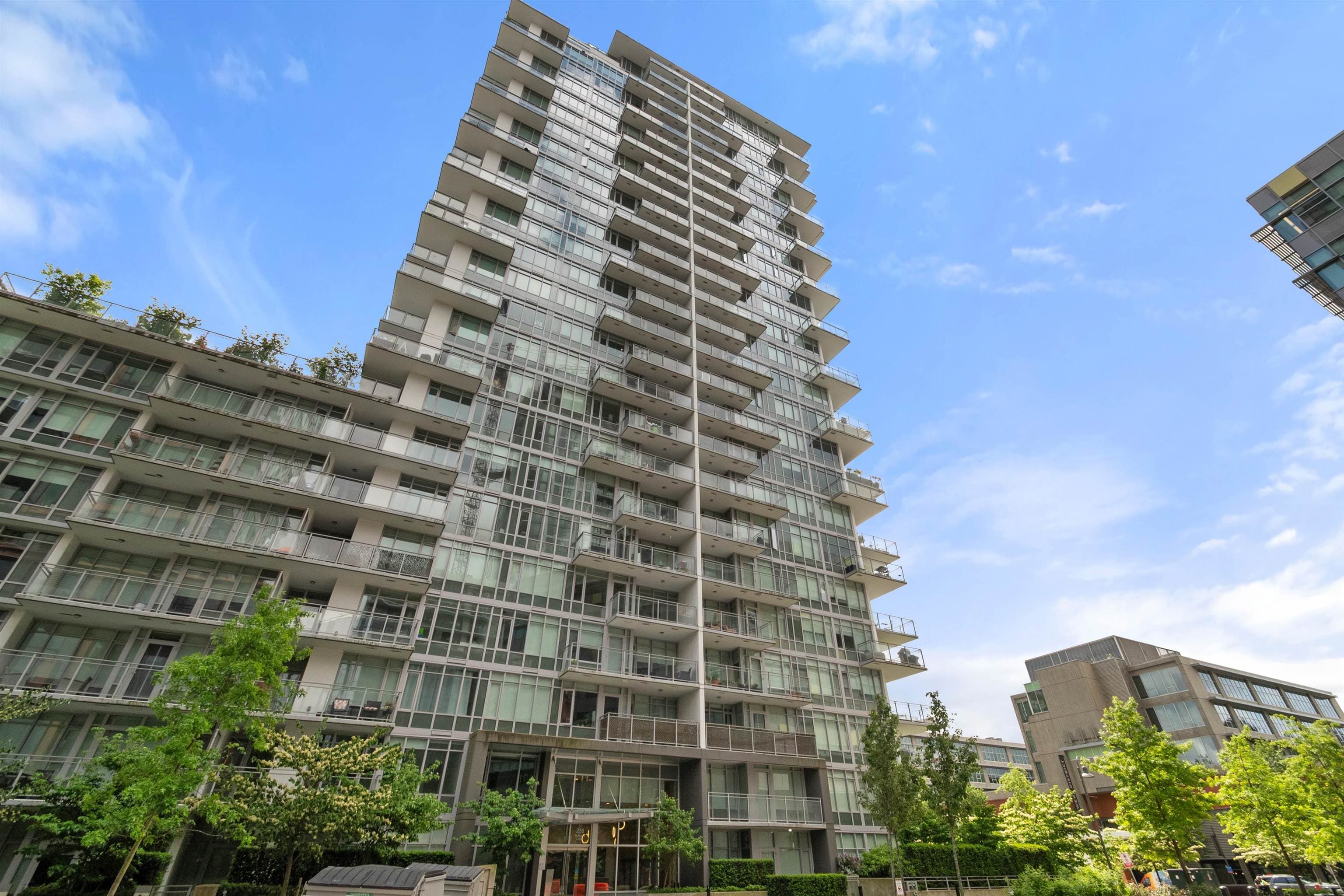 1205 - 258 Nelson's Court, New Westminster — sold