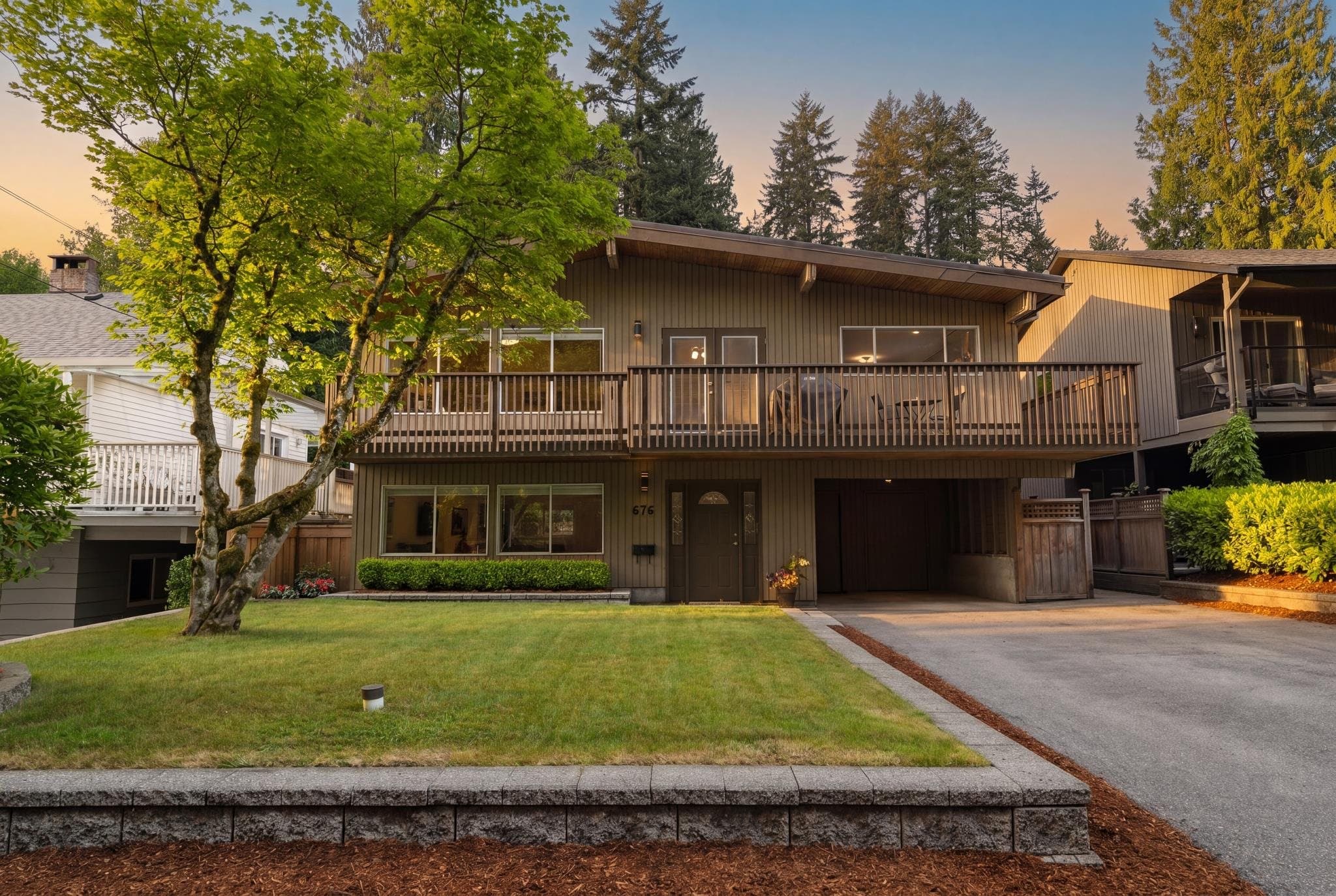 676 Wellington Drive, North Vancouver — sold