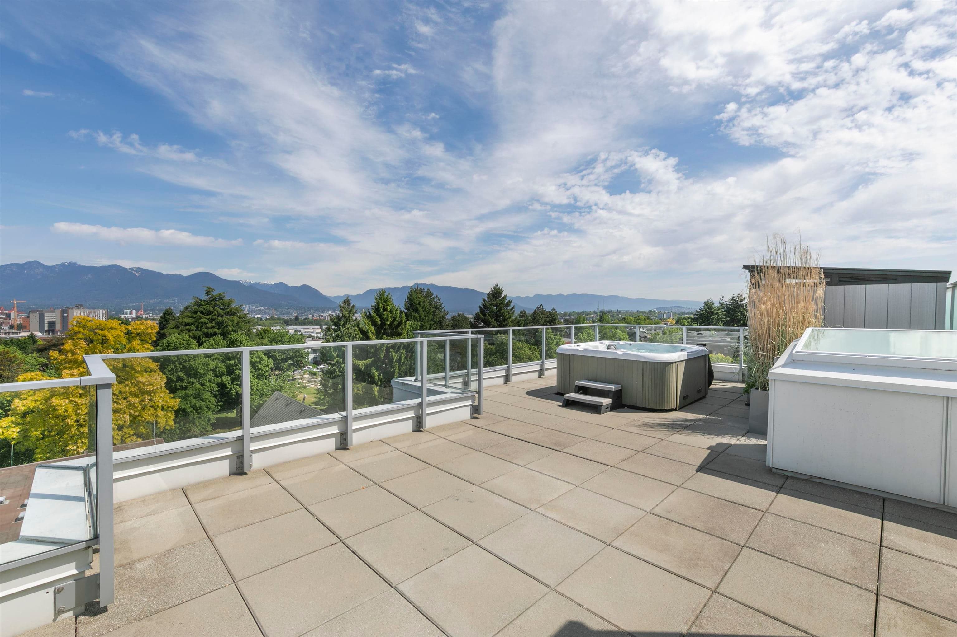 501 - 379 E Broadway, Vancouver, V5T 1W6 — photo 3