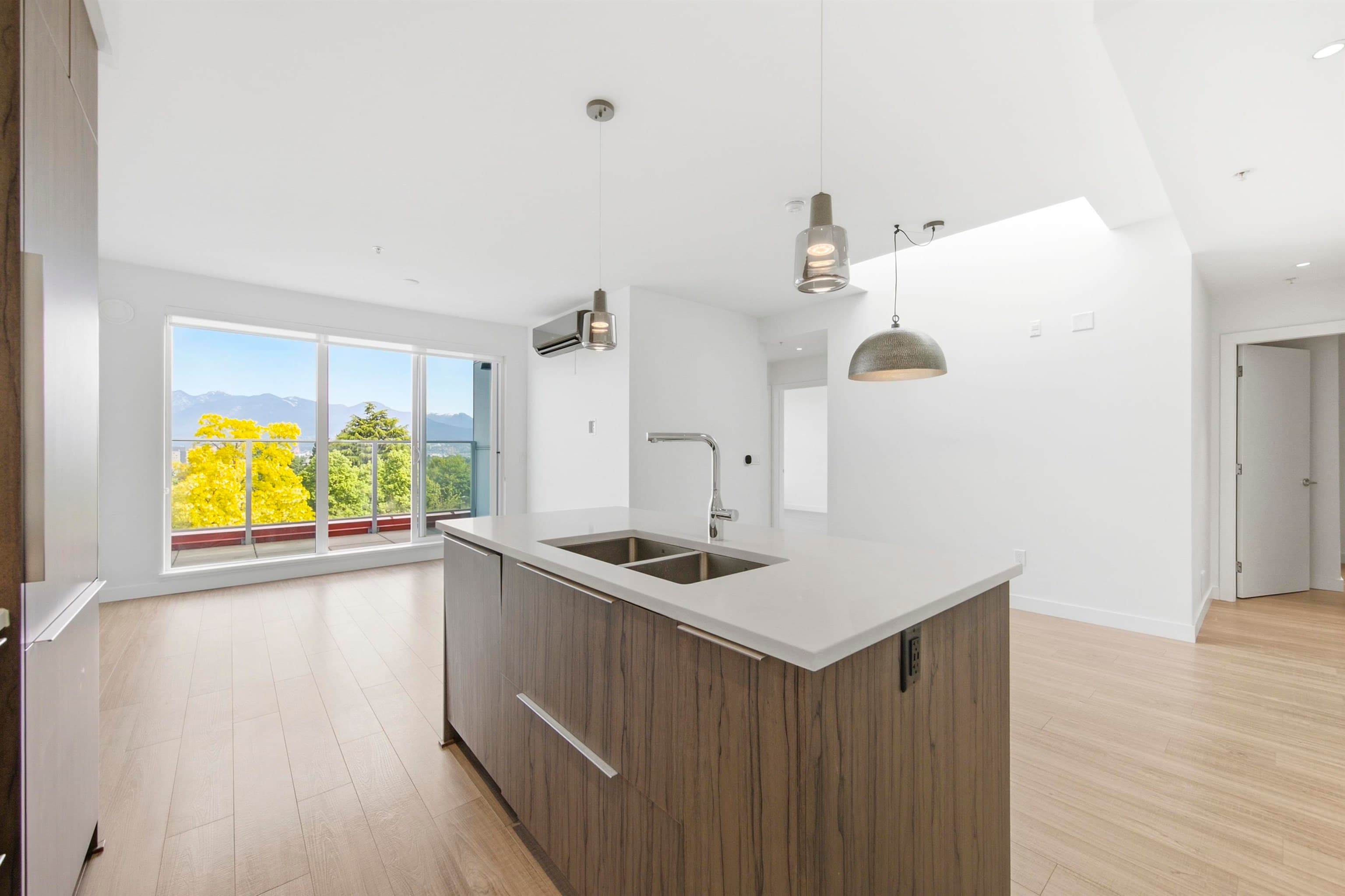 501 - 379 E Broadway, Vancouver, V5T 1W6 — photo 4