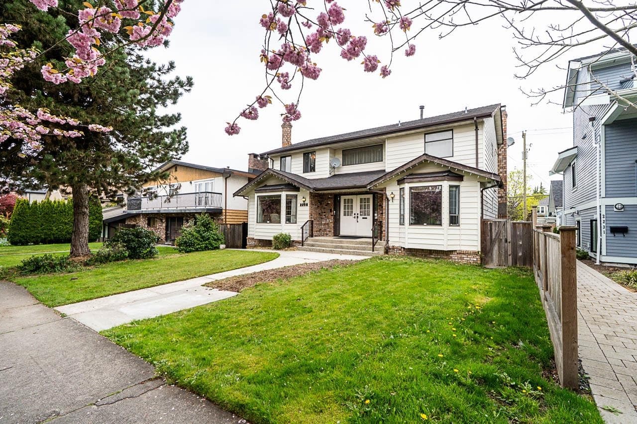 2235 W 16th Avenue, Vancouver