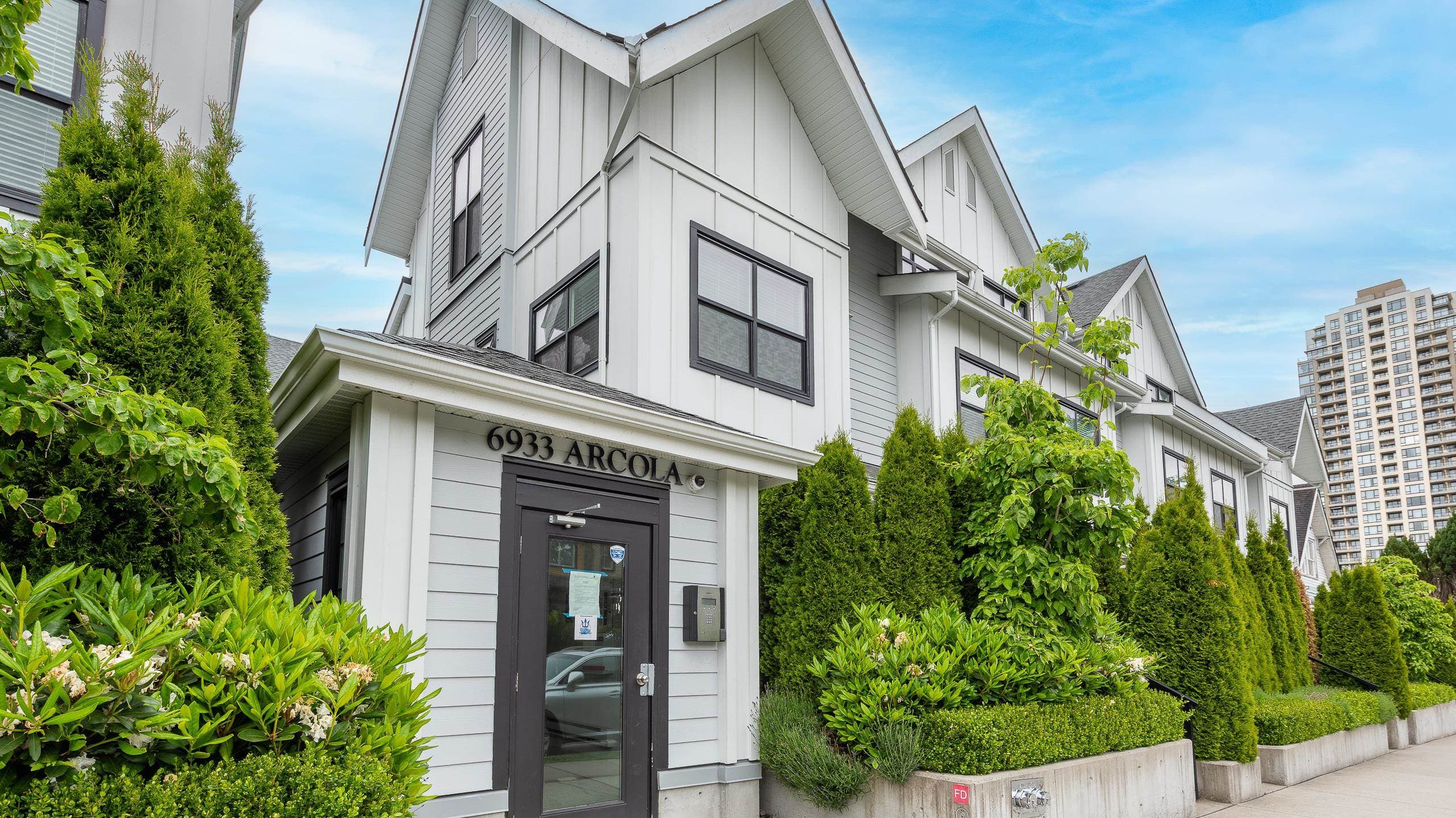 201 - 6933 Arcola Street, Burnaby
