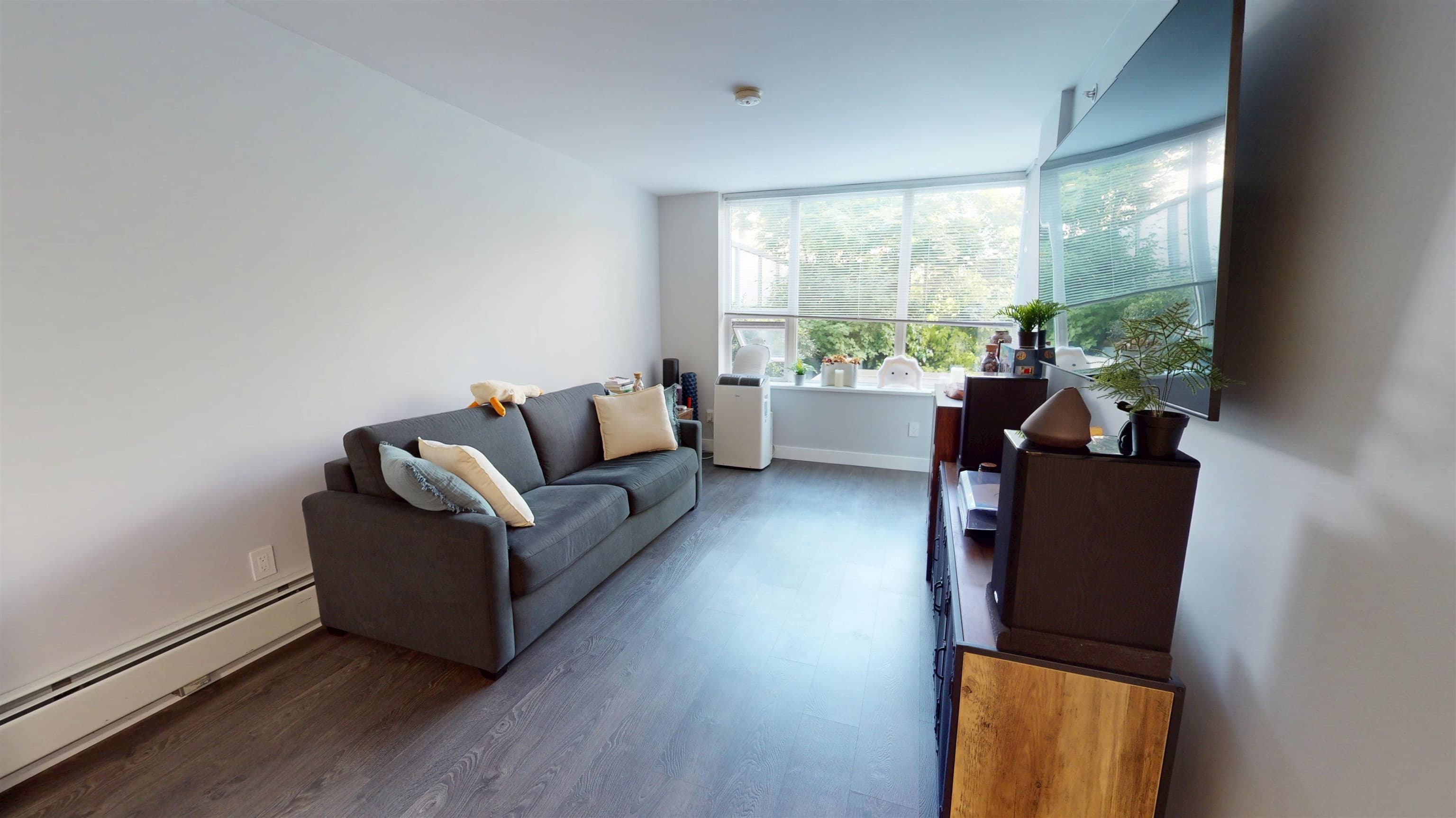 201 - 231 E Pender Street, Vancouver, V6A 0G3 — photo 5