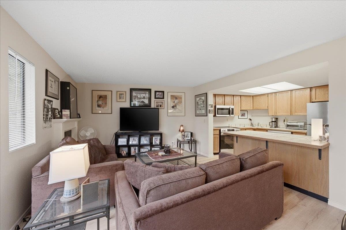 24 - 11900 228 Street, Maple Ridge