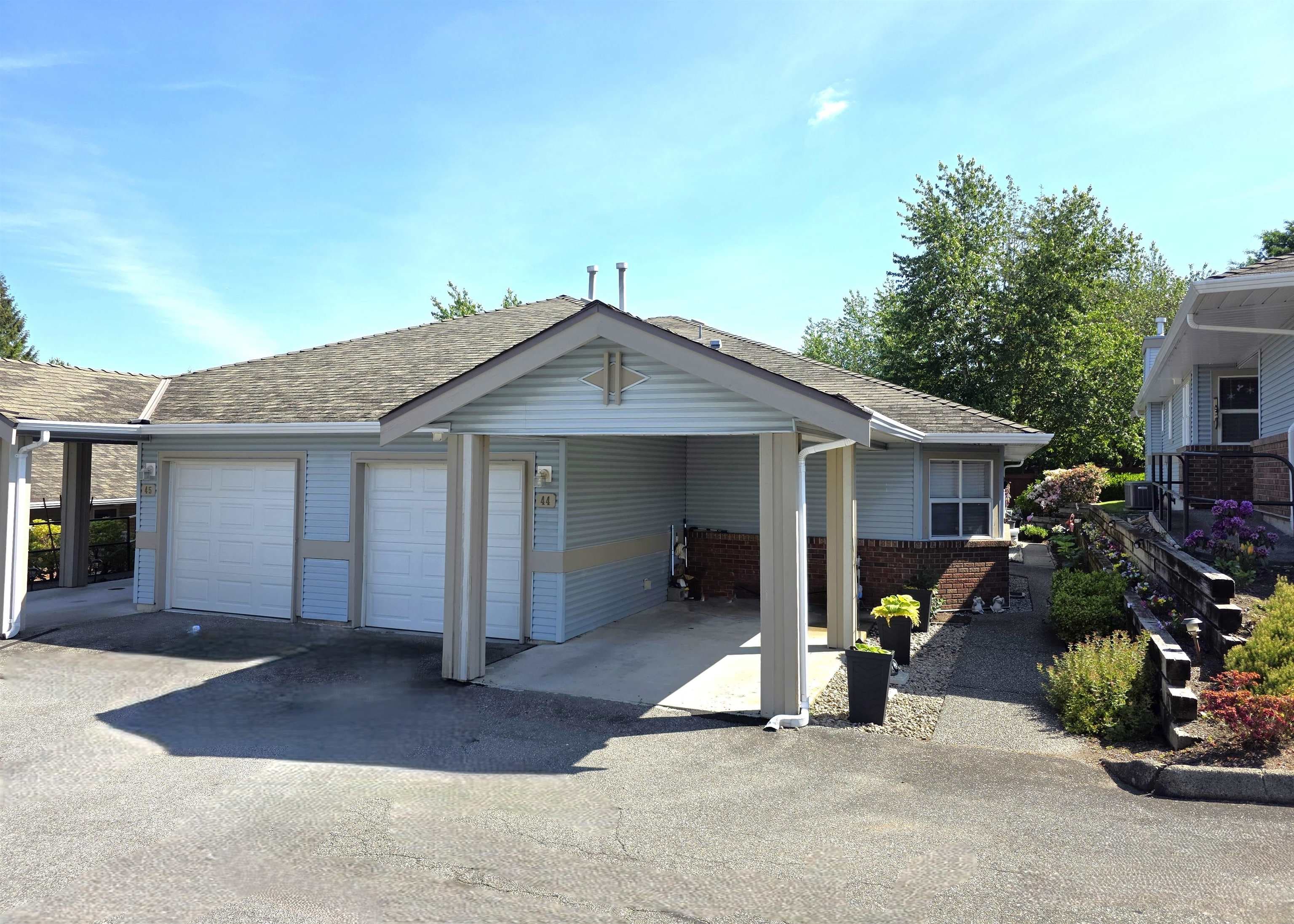 44 - 8889 212 Street, Langley