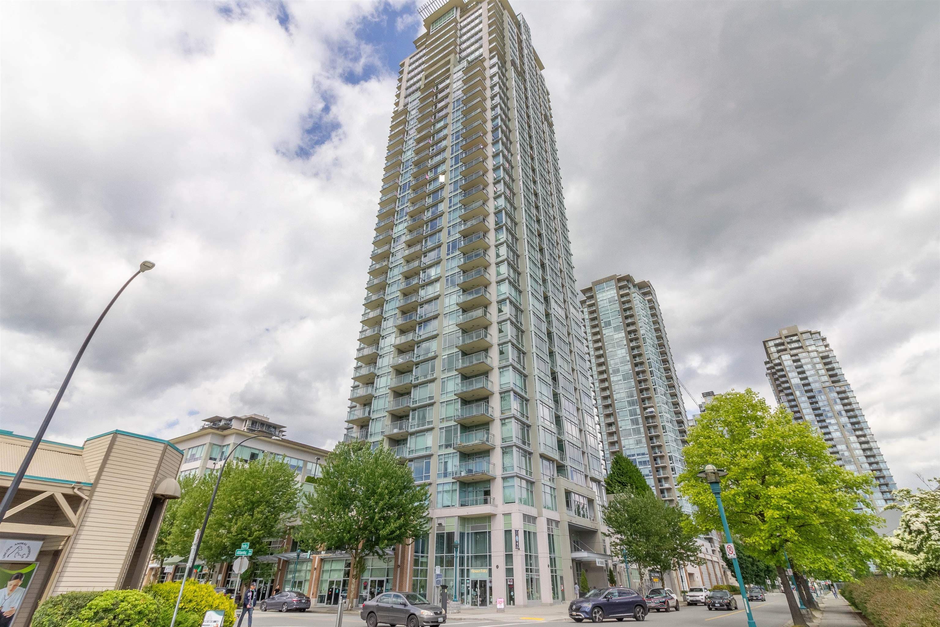 3702 - 2955 Atlantic Avenue, Coquitlam