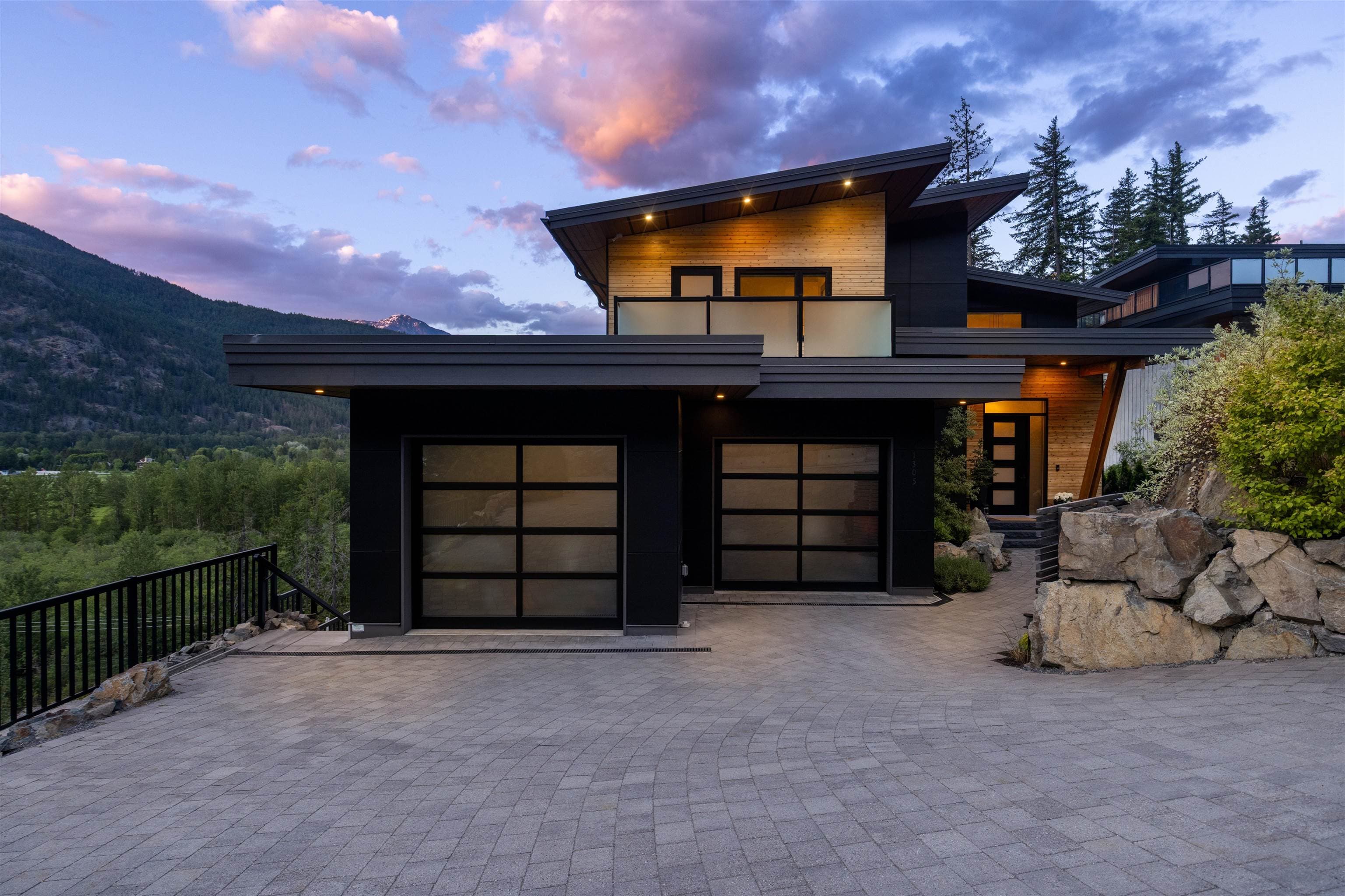 1305 Eagle Drive, Pemberton