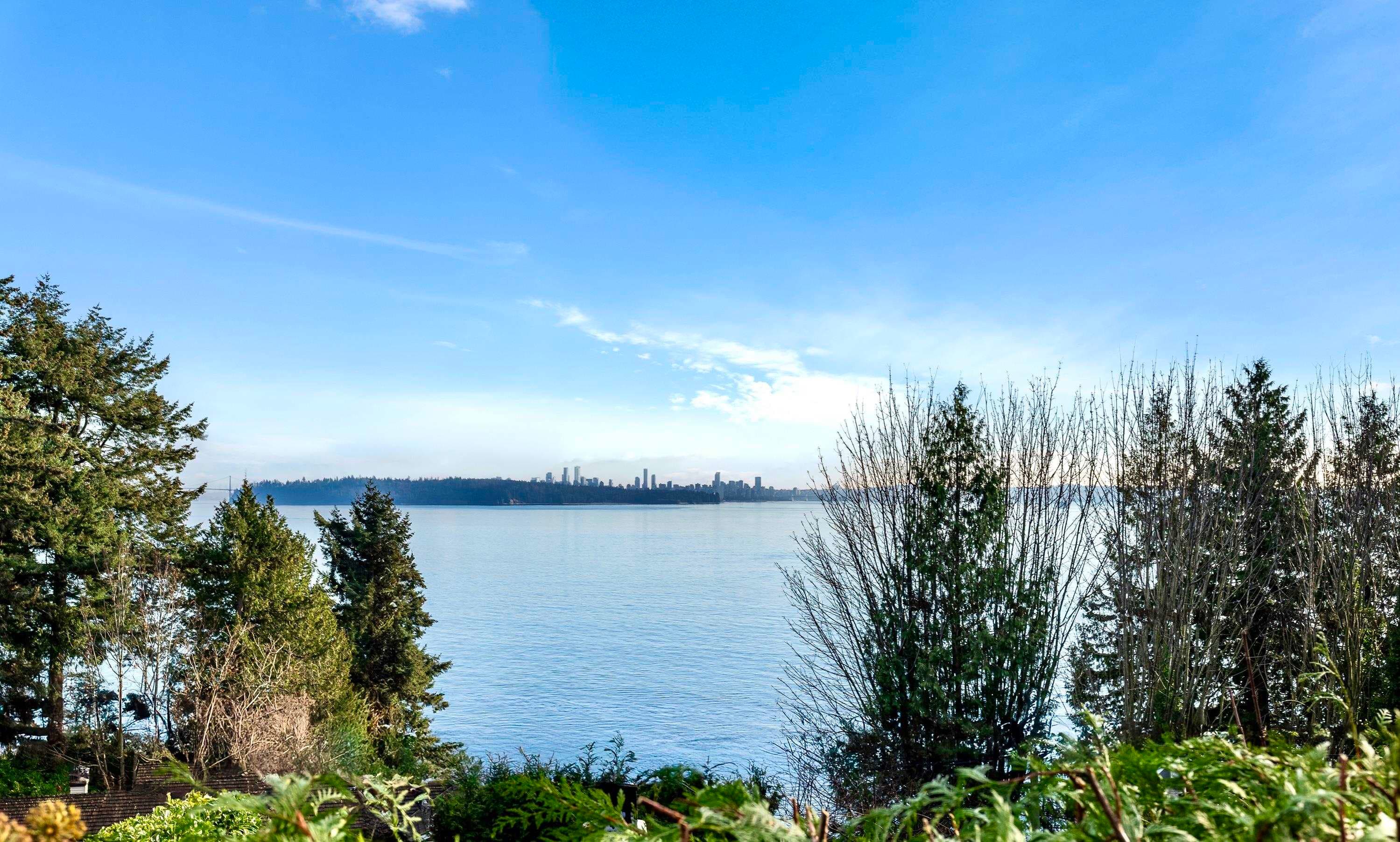 3575 Sunset Lane, West Vancouver