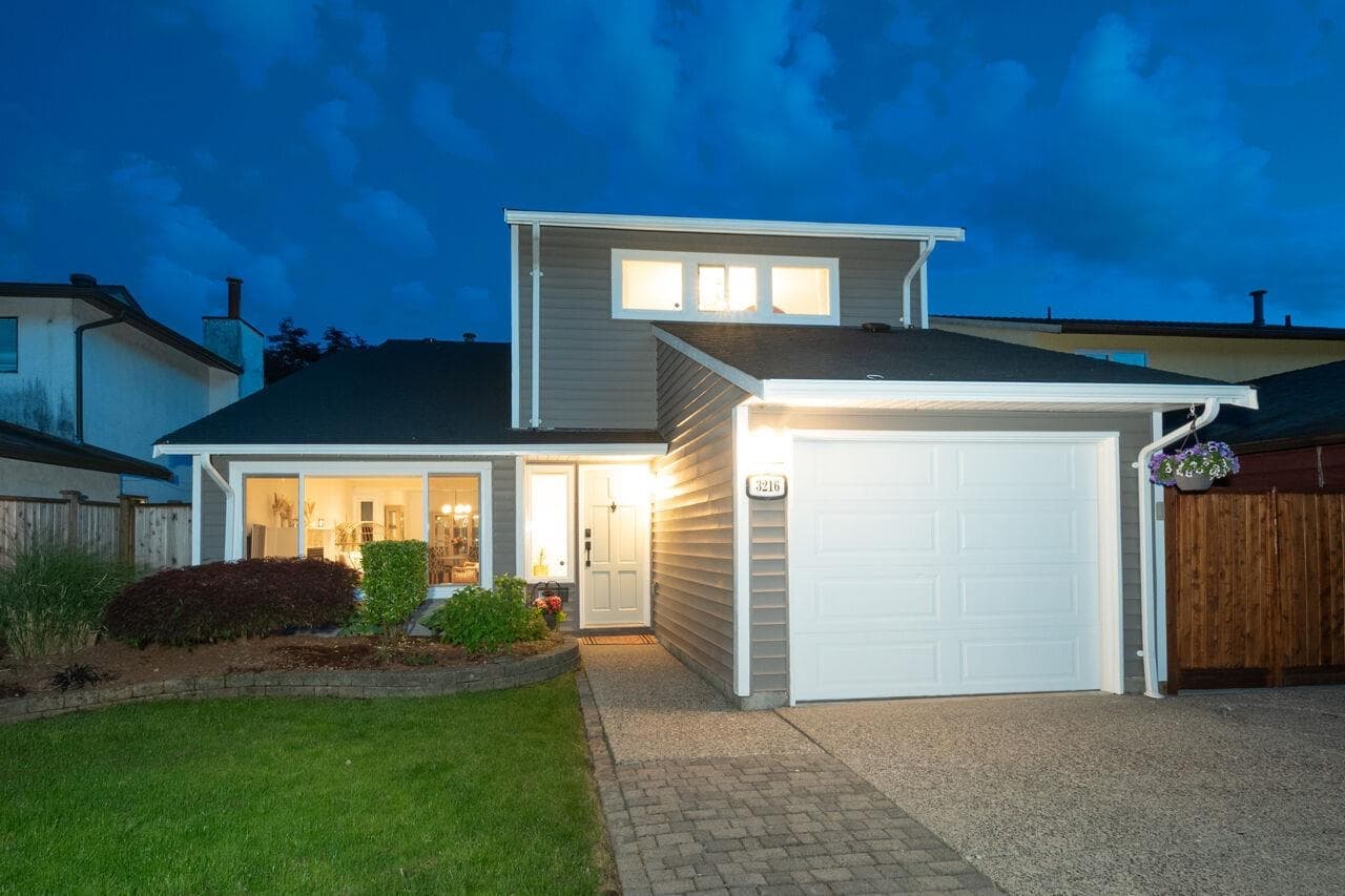 3216 Savary Avenue, Coquitlam