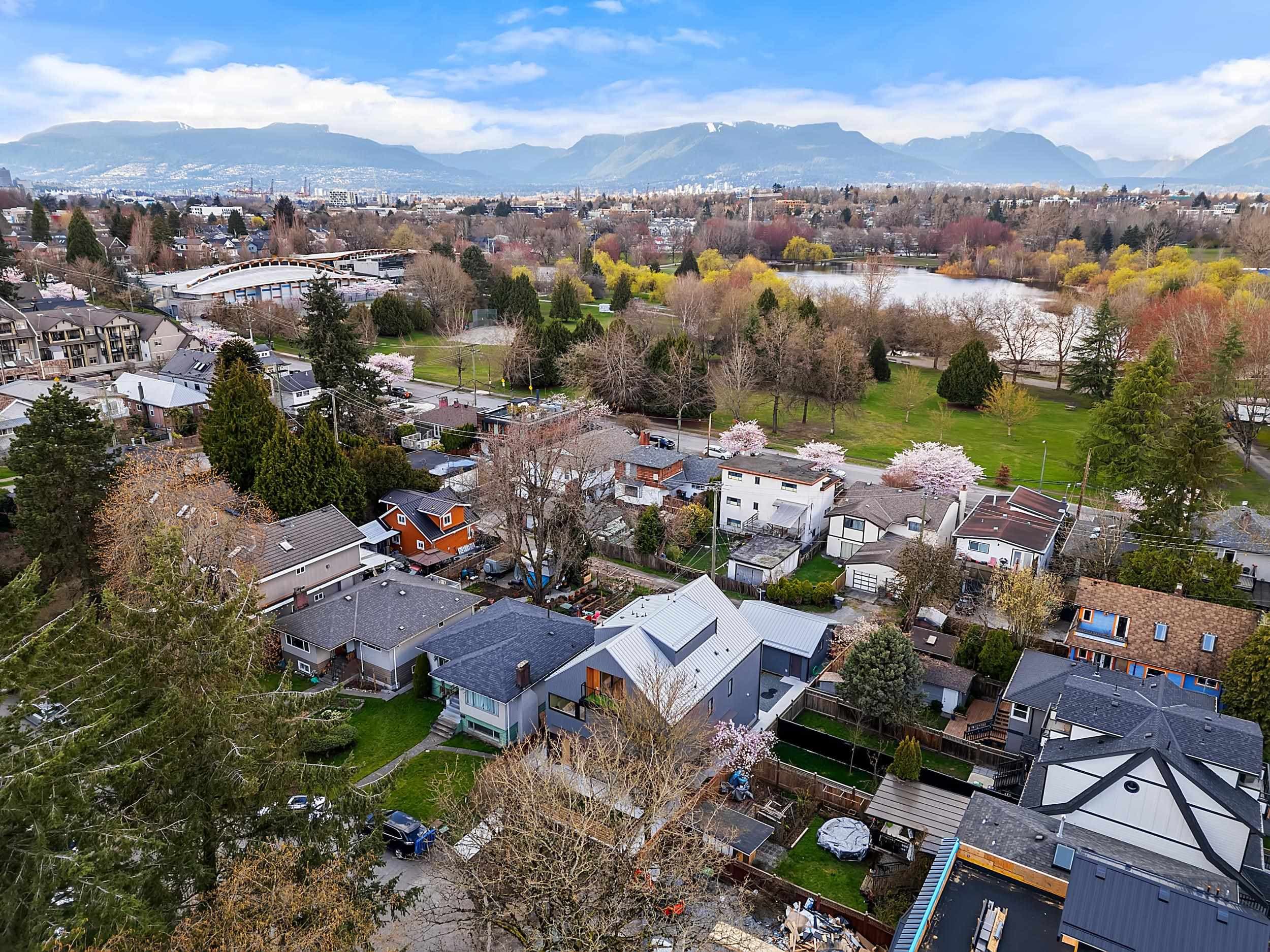 2 - 2091 E 20th Avenue, Vancouver — sold