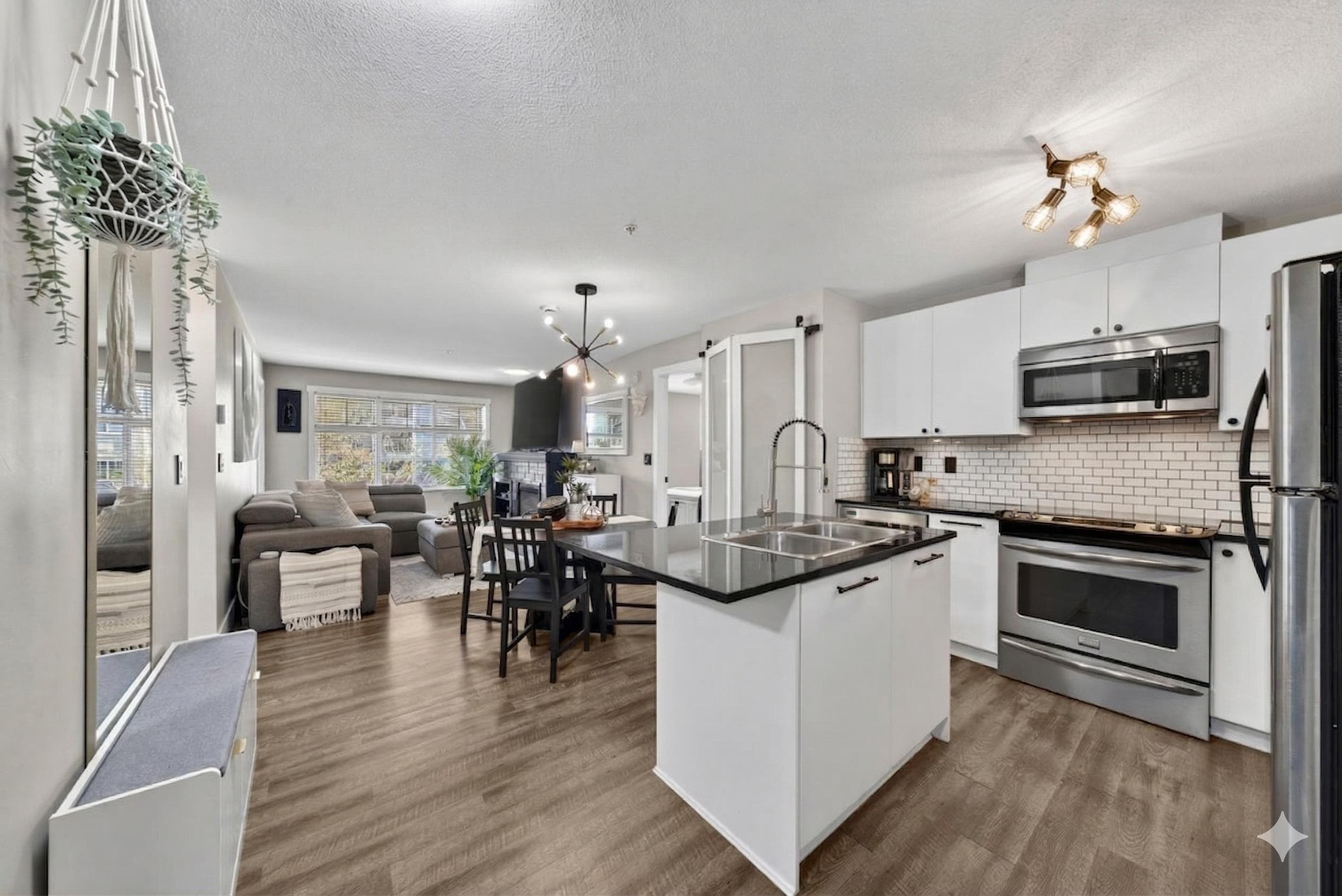 301 - 6500 194 Street, Surrey — sold