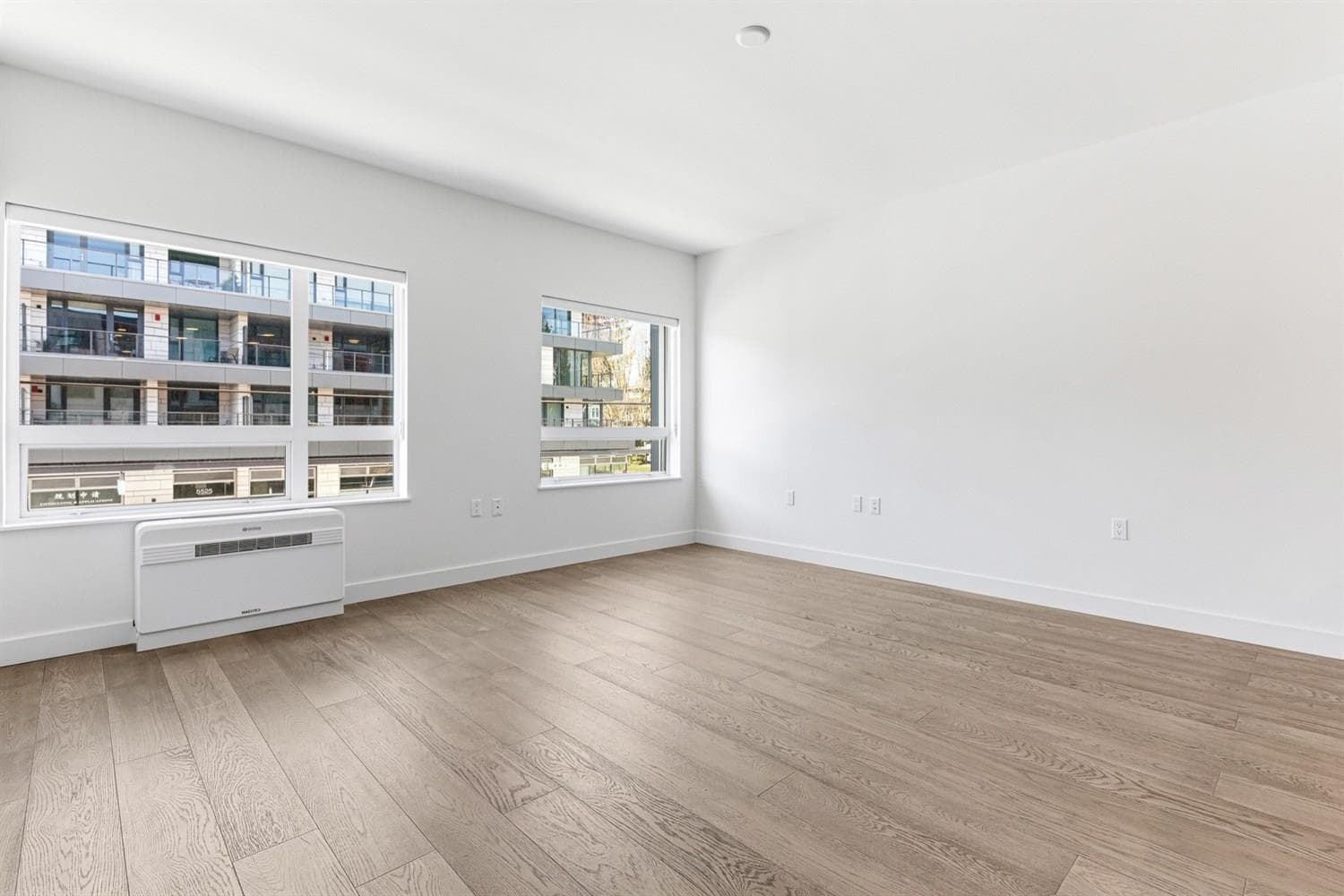 203 - 3590 W 39th Avenue, Vancouver