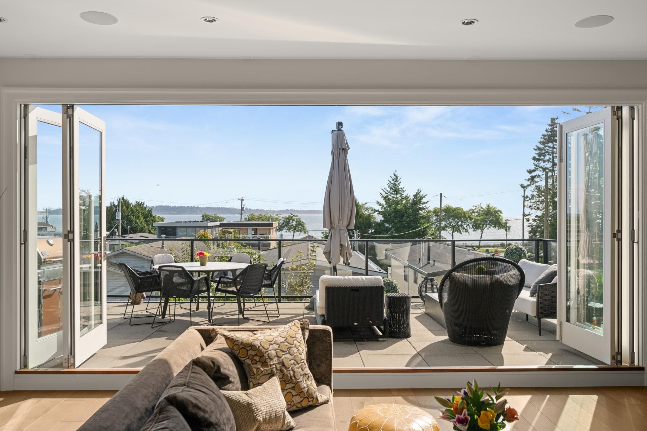14712 Mcdonald Avenue, White Rock, V4B 2C8 — photo 3