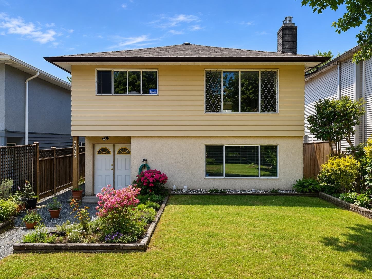 1555 Burrill Avenue, North Vancouver