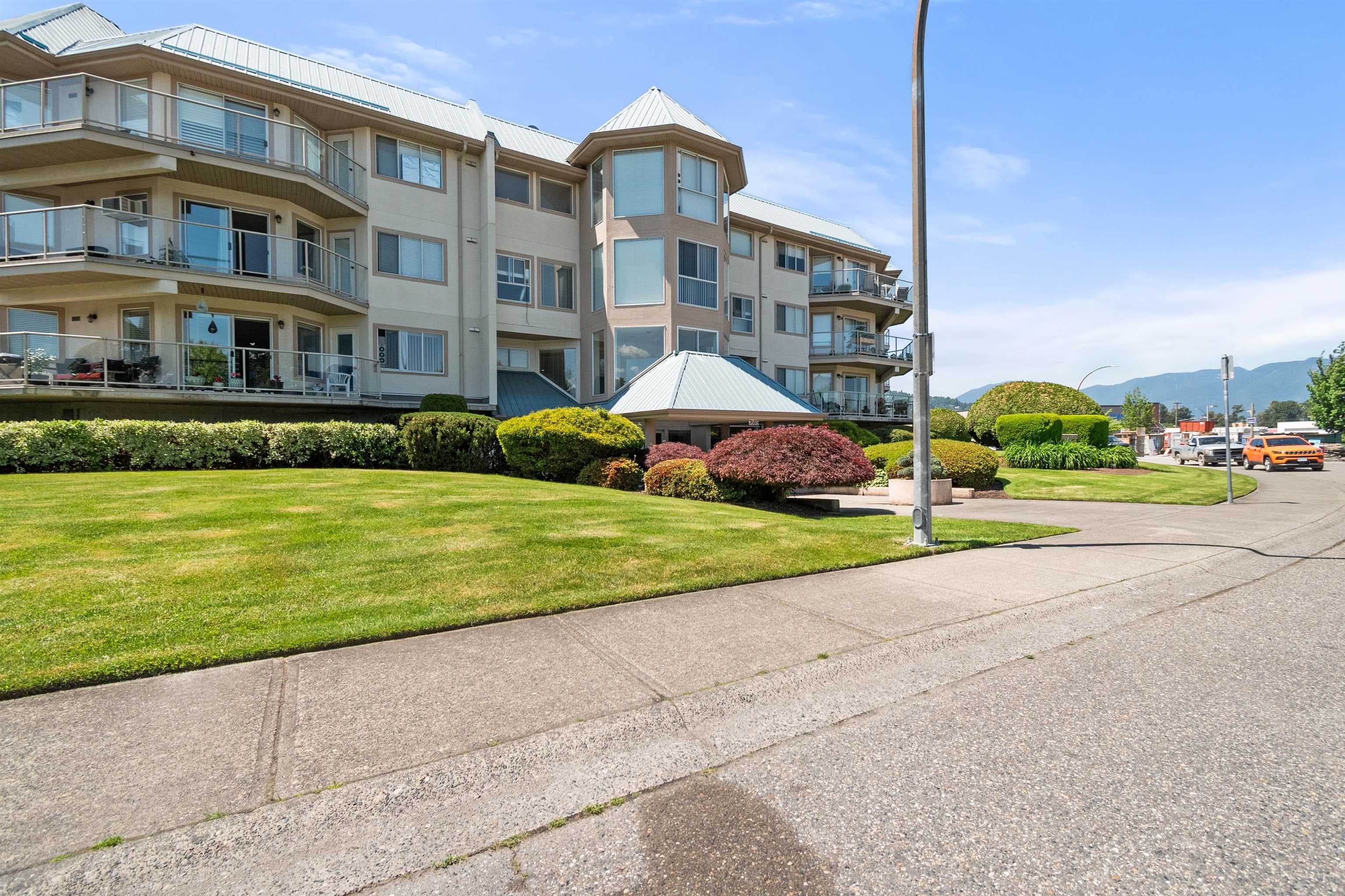 112 - 7685 Amber Drive, Chilliwack, V2R 3P3 — photo 2