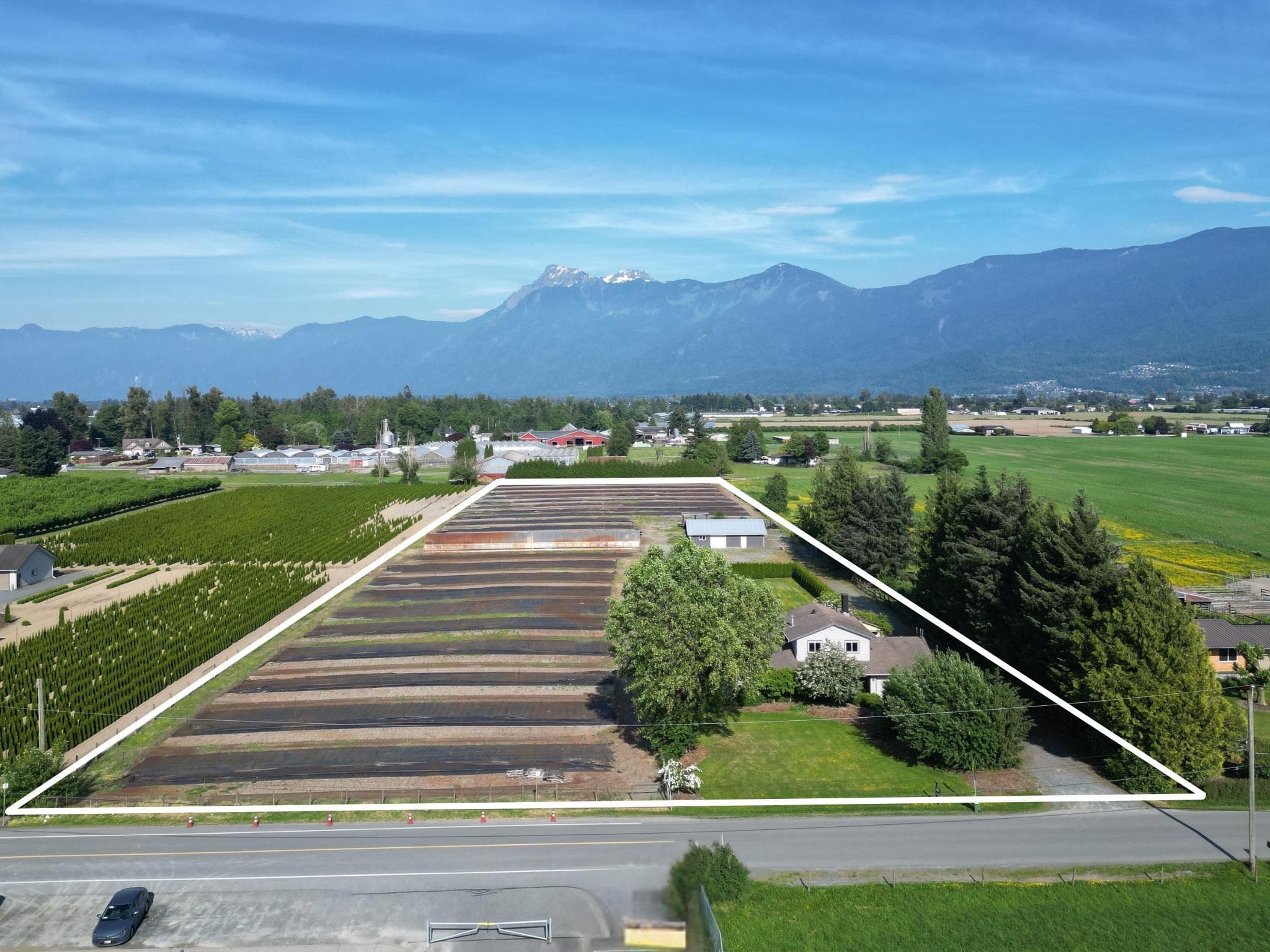 9850 Banford Road, Chilliwack, V2P 6H3 — photo 1