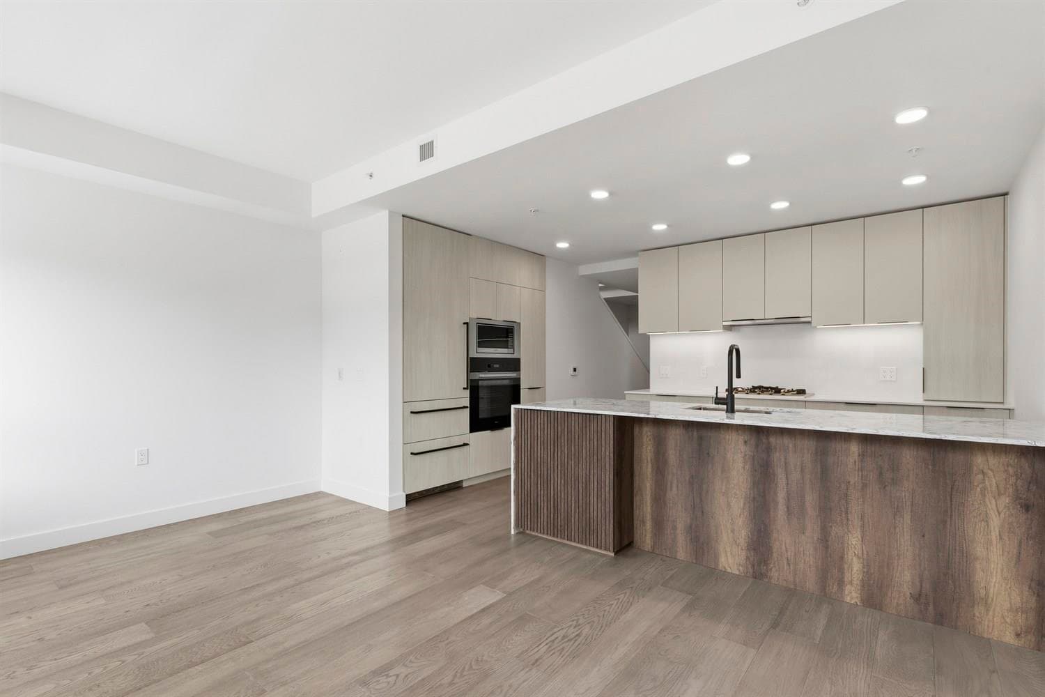 304 - 3590 W 39th Avenue, Vancouver