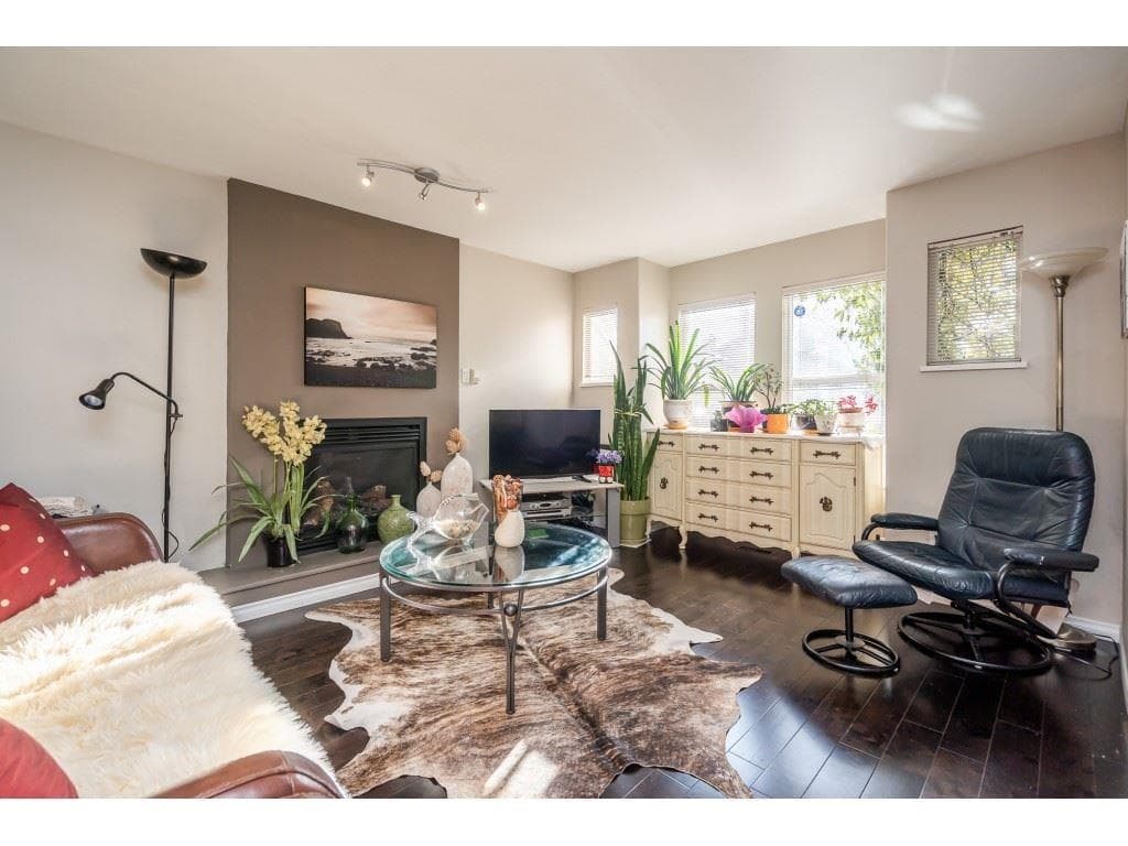 1528 Bond Street, North Vancouver