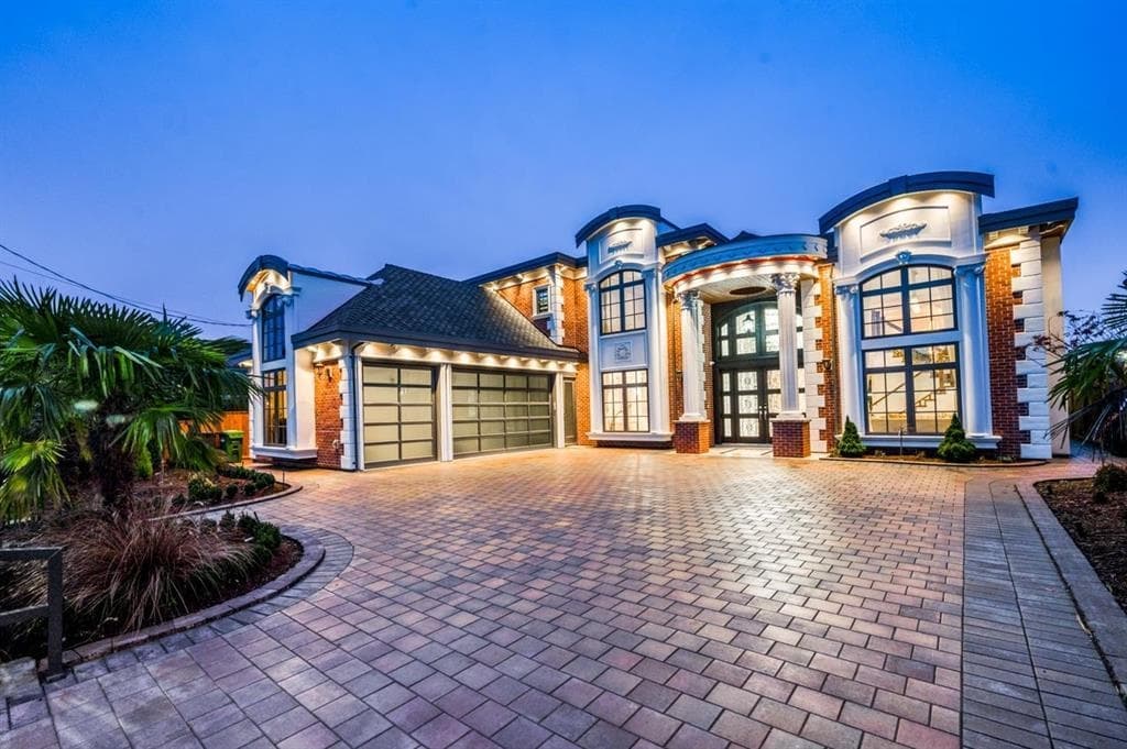 5528 Walton Road, Richmond
