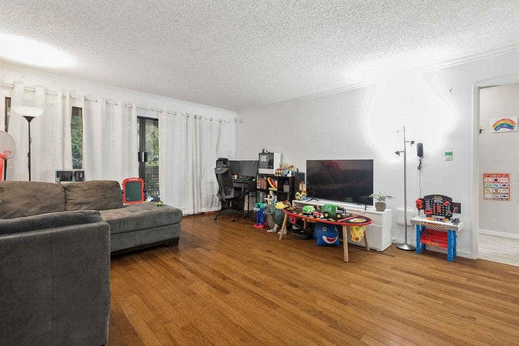 211 - 444 W 49th Avenue, Vancouver