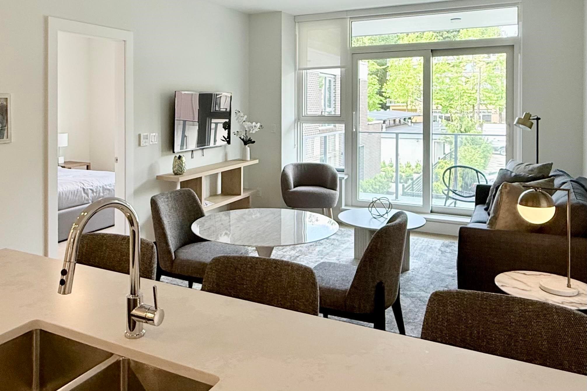 2-BDRM - 423 6th Street, West Vancouver, V7T 0A1 — photo 5