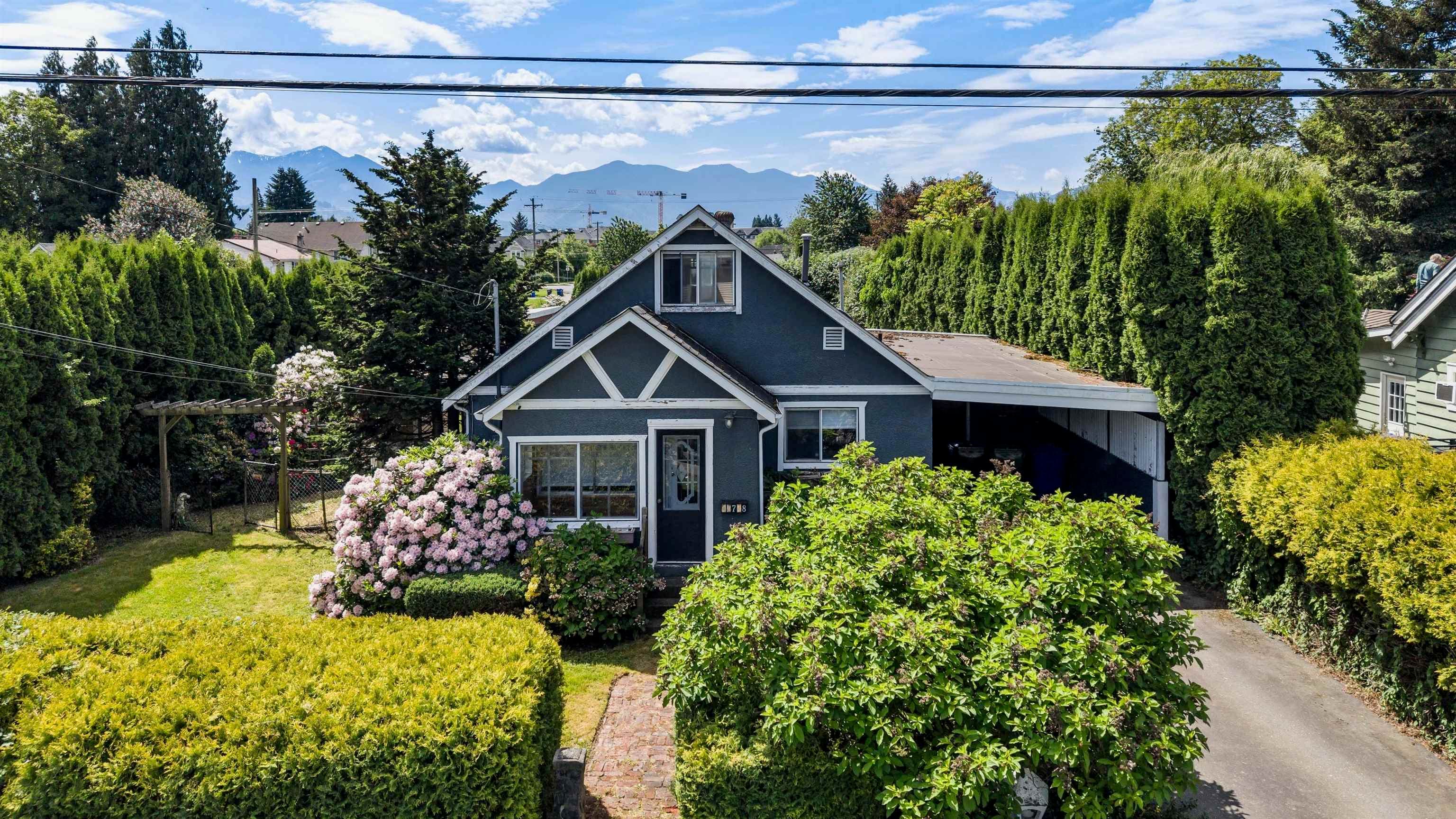 45748 Lewis Avenue, Chilliwack