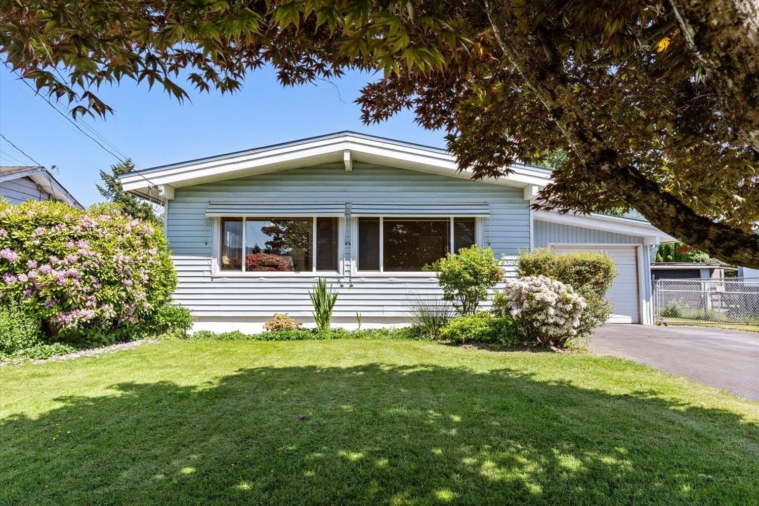 4350 Cypress Street, Yarrow