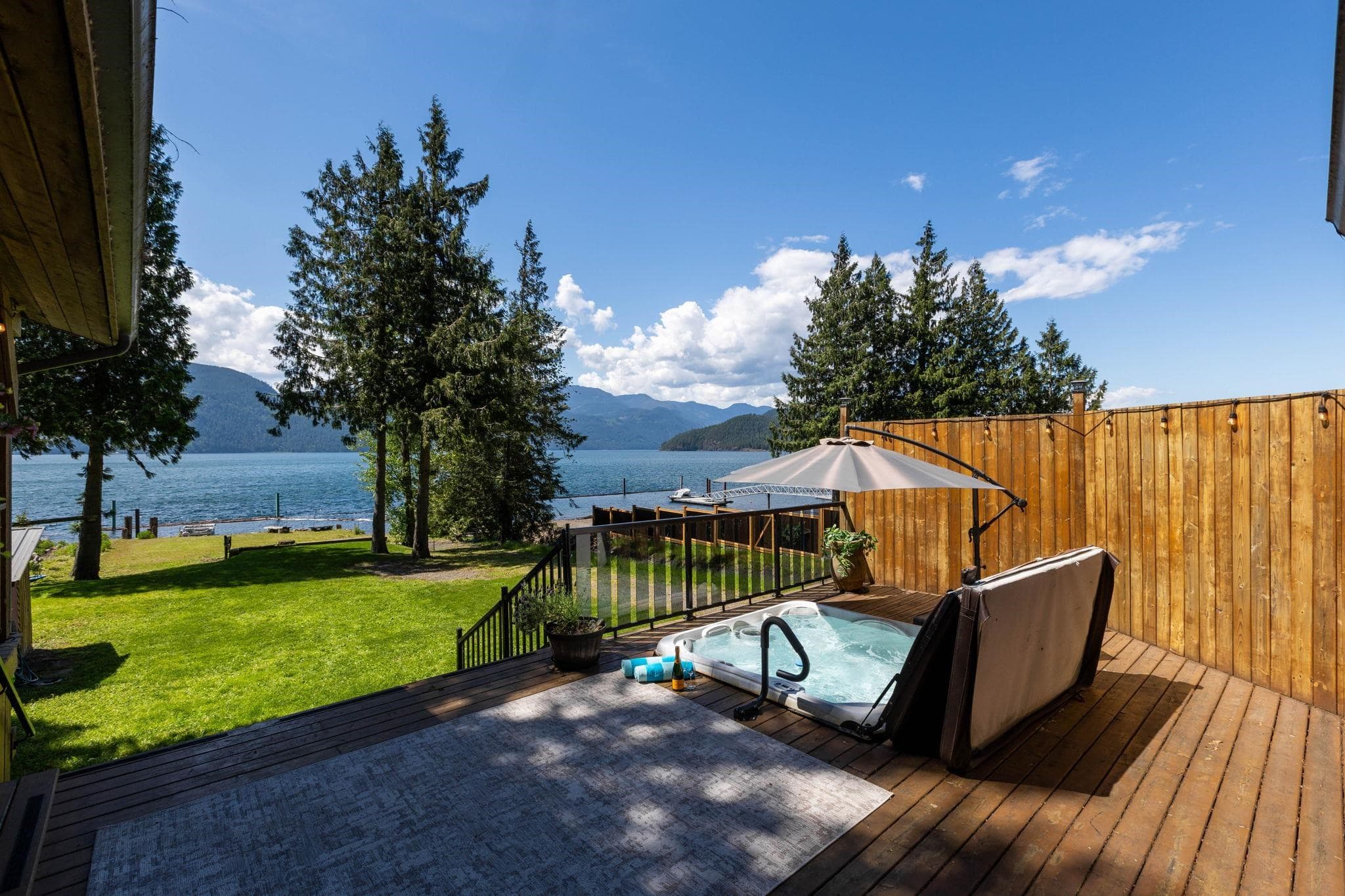 6535 Rockwell Drive, Harrison Hot Springs