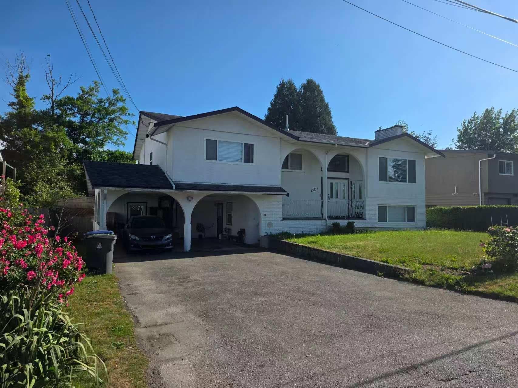 15526 17 Avenue, Surrey