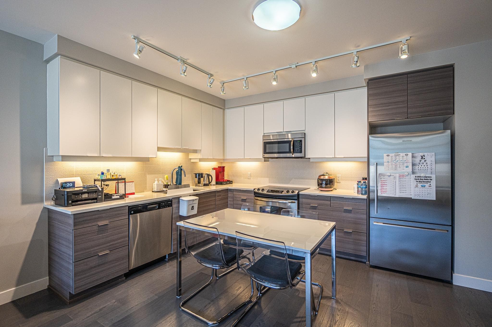 306 - 9393 Tower Road, Burnaby, V5A 0E2 — photo 4