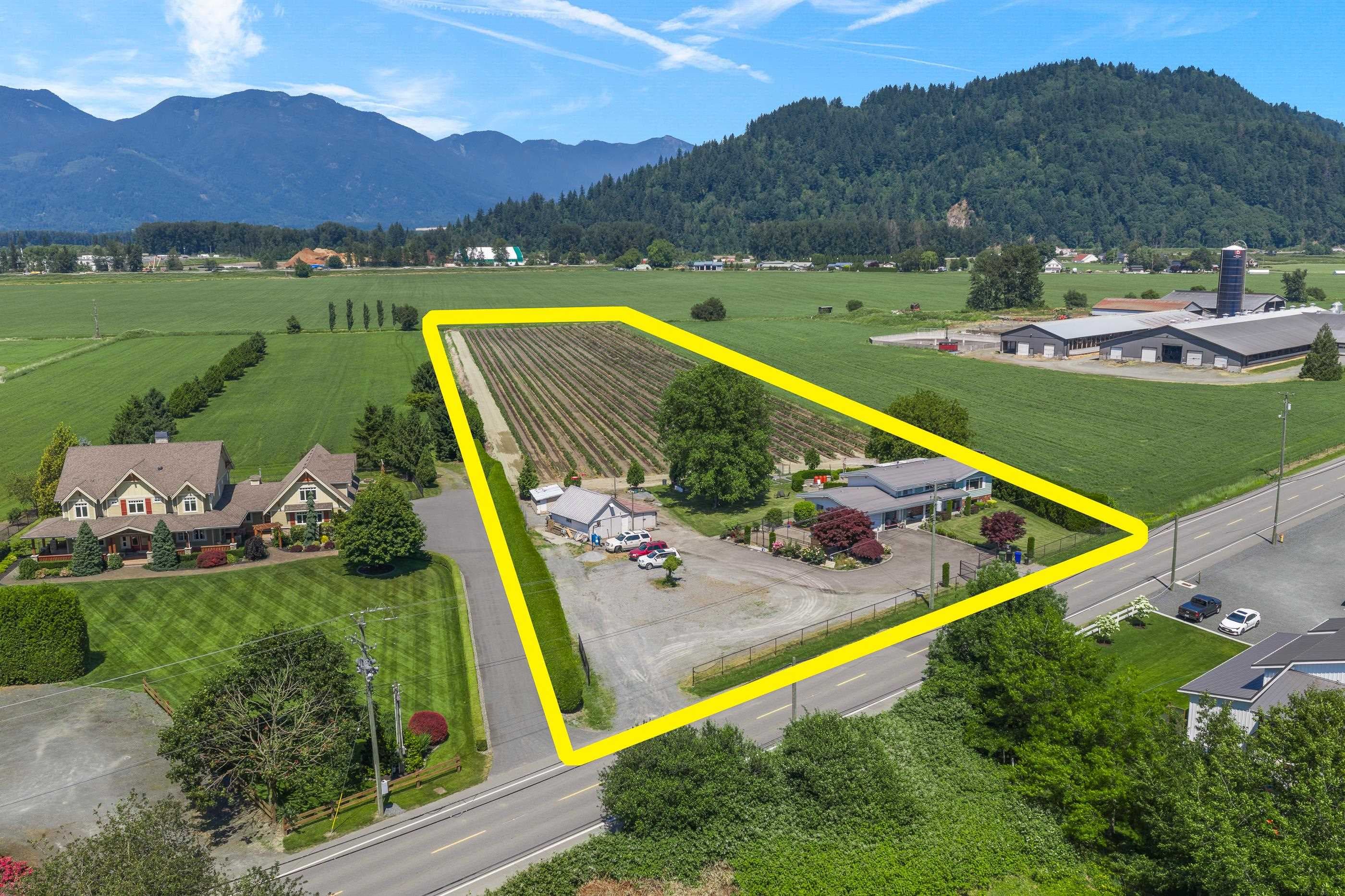 42505 Yale Road, Sardis - Greendale